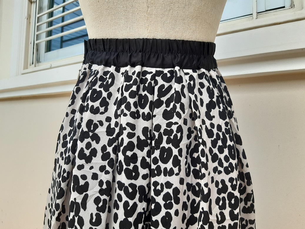 กระโปรงญี่ปุ่นลายเสือสีขาวดำ