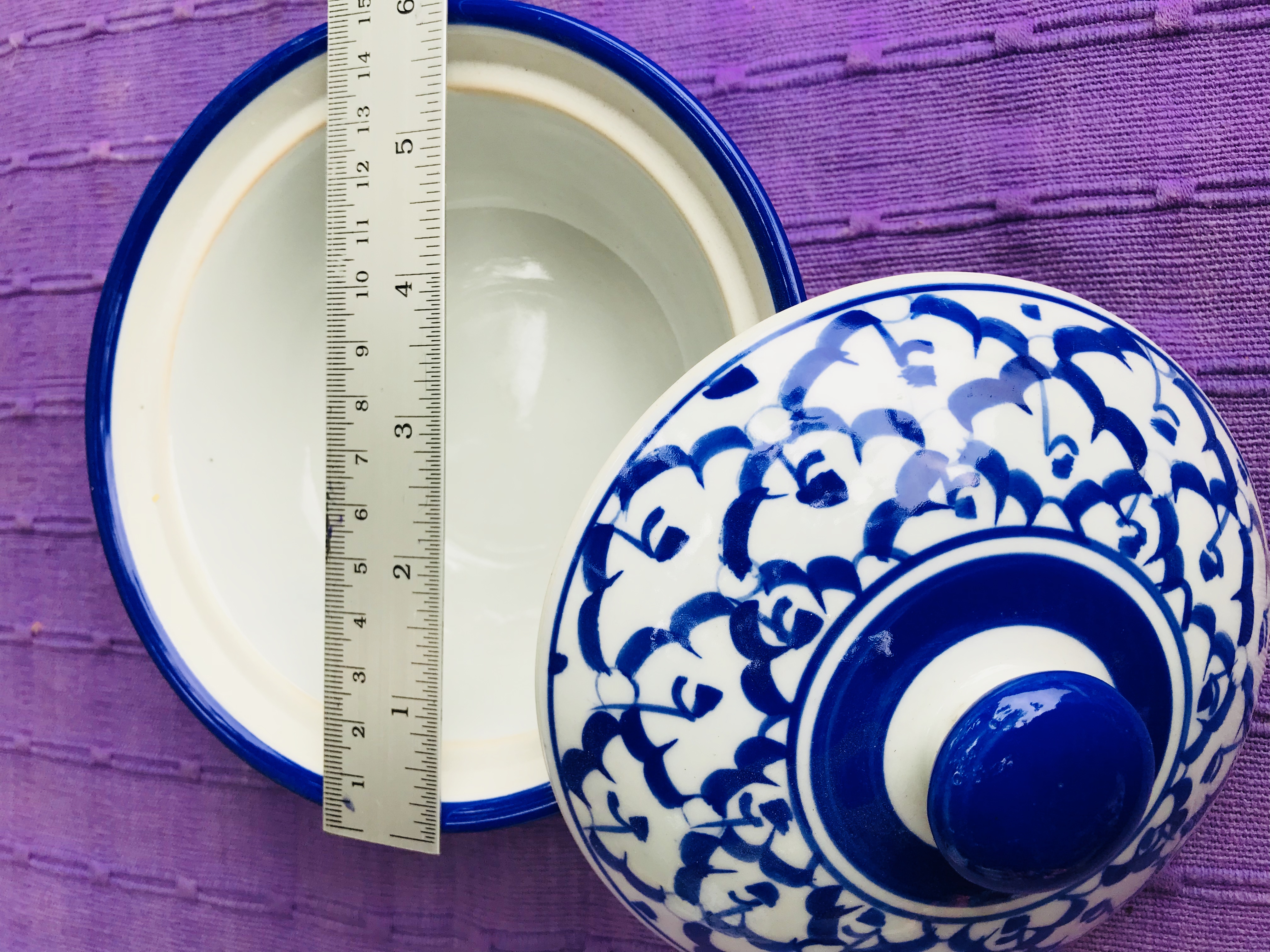 ถ้วยฝาปิดลายไทย6"