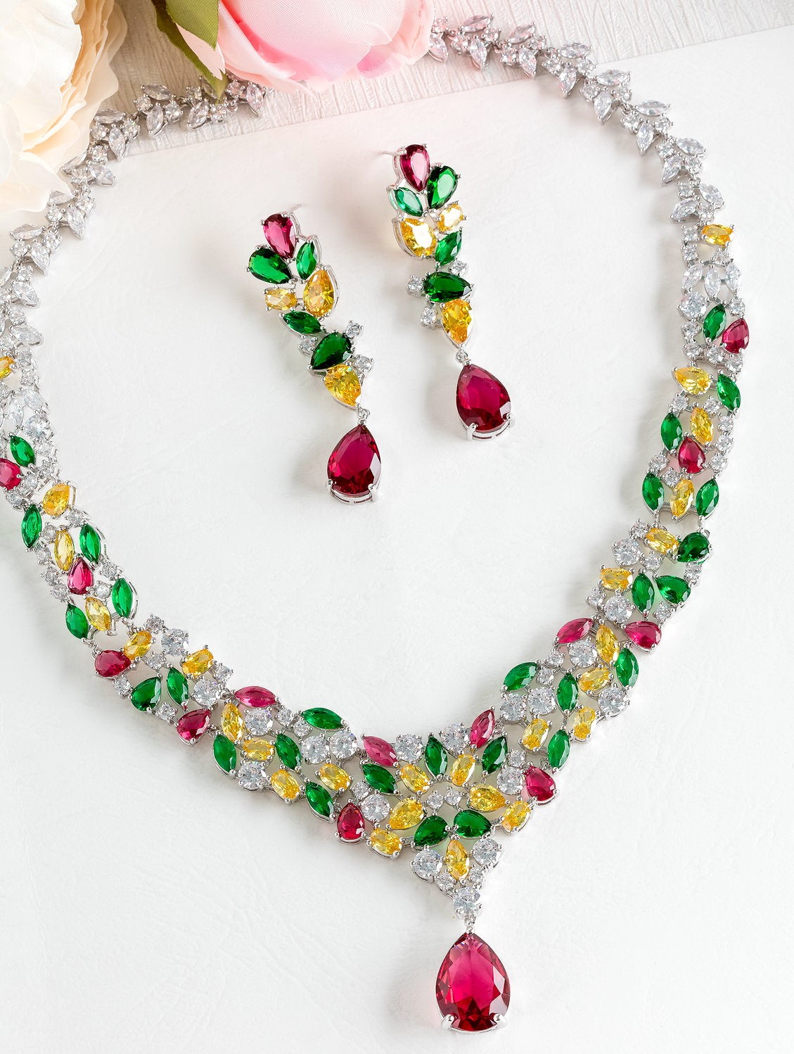RUBY EMREALD YELLOW SAPPHIRE DIAMOND 18K WHITE GOLD NECKLACE EARRING สร้อยคอ ต่างหู ทับทิม มรกต บุษราคัม เพชร ทอง 18K Pre-order