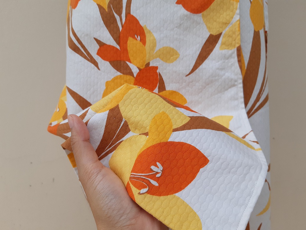 กระโปรงวินเทจลายดอกงานป้ายข้าง