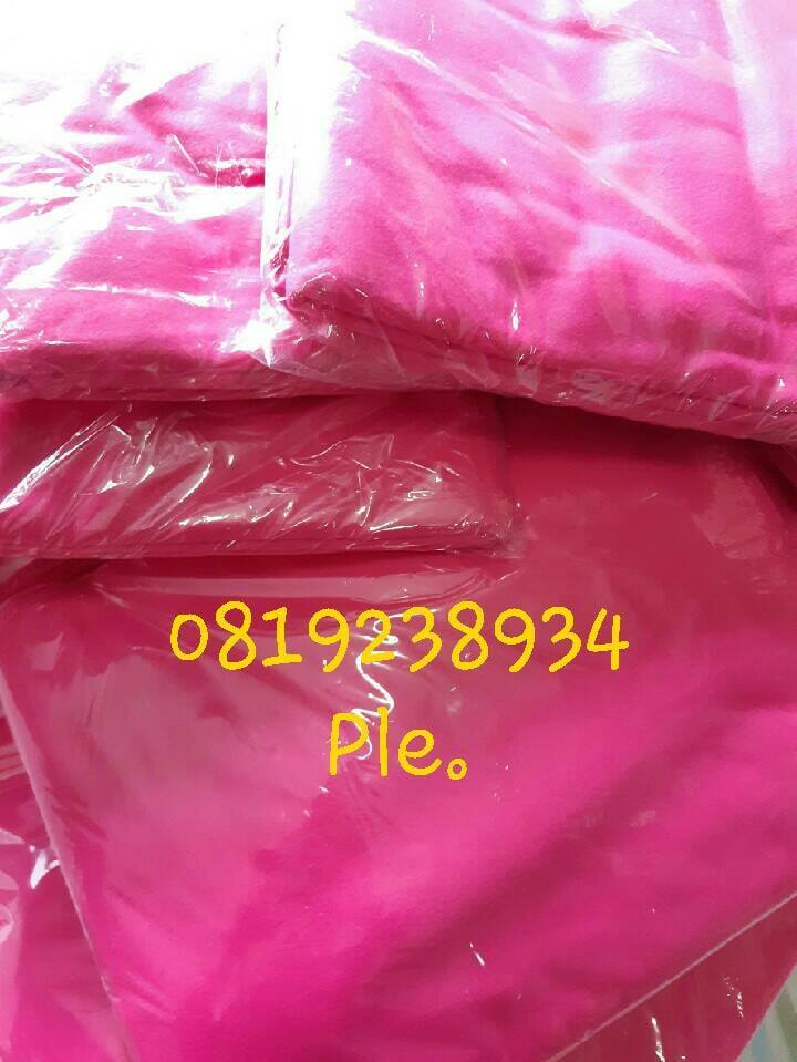 ผ้าห่มสีพื้น ผ้าห่มสำลี ผ้าห่มบริจาค 700 กรัม ขนาด 5 ฟุต (ยกลัง)