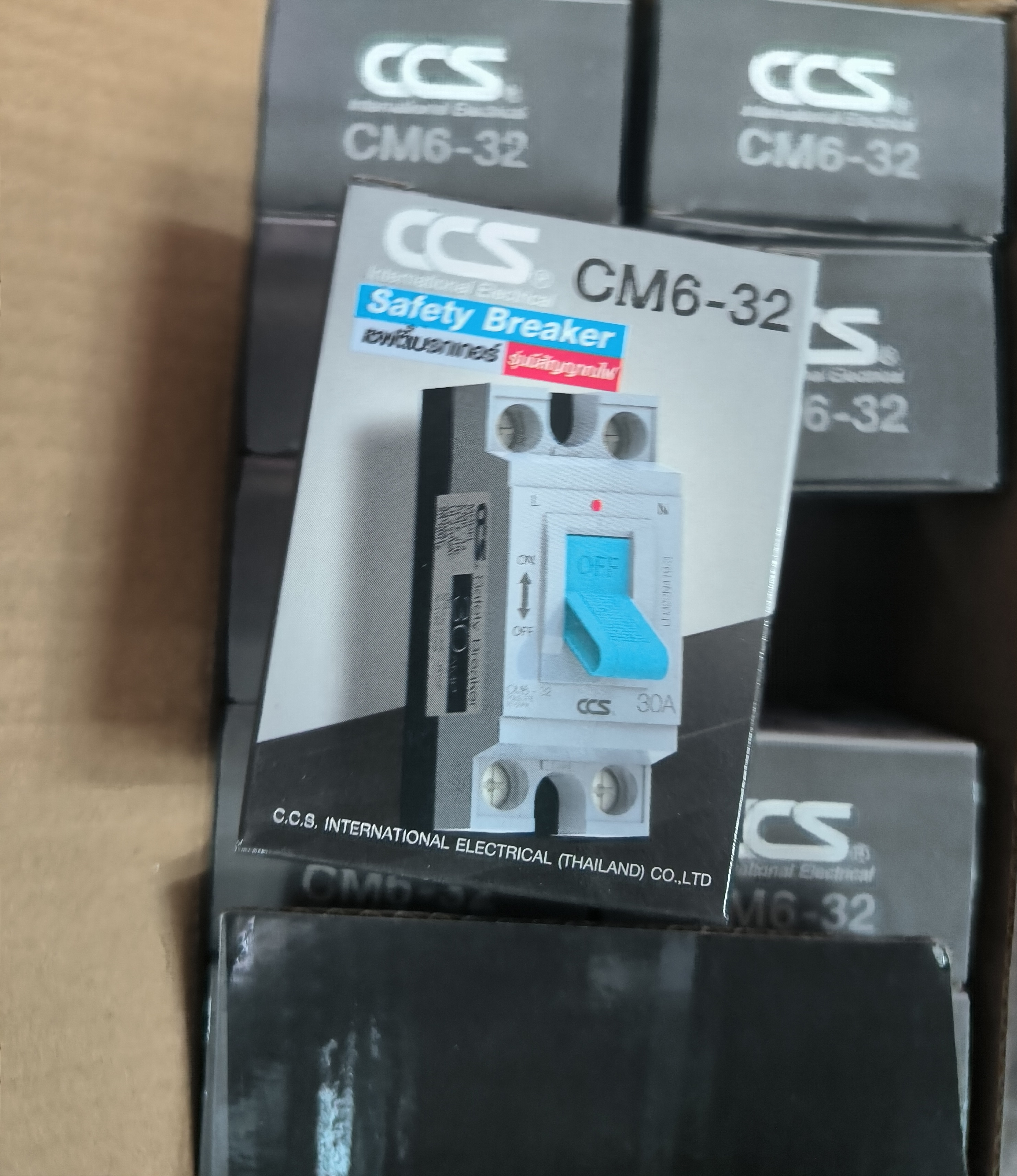 เซฟตี้เบรกเกอร์ ตัดไฟอัตโนมัติ เบรกเกอร์ 30A CCS Safety Breaker รุ่น CM6-32 MCCB 30AMP