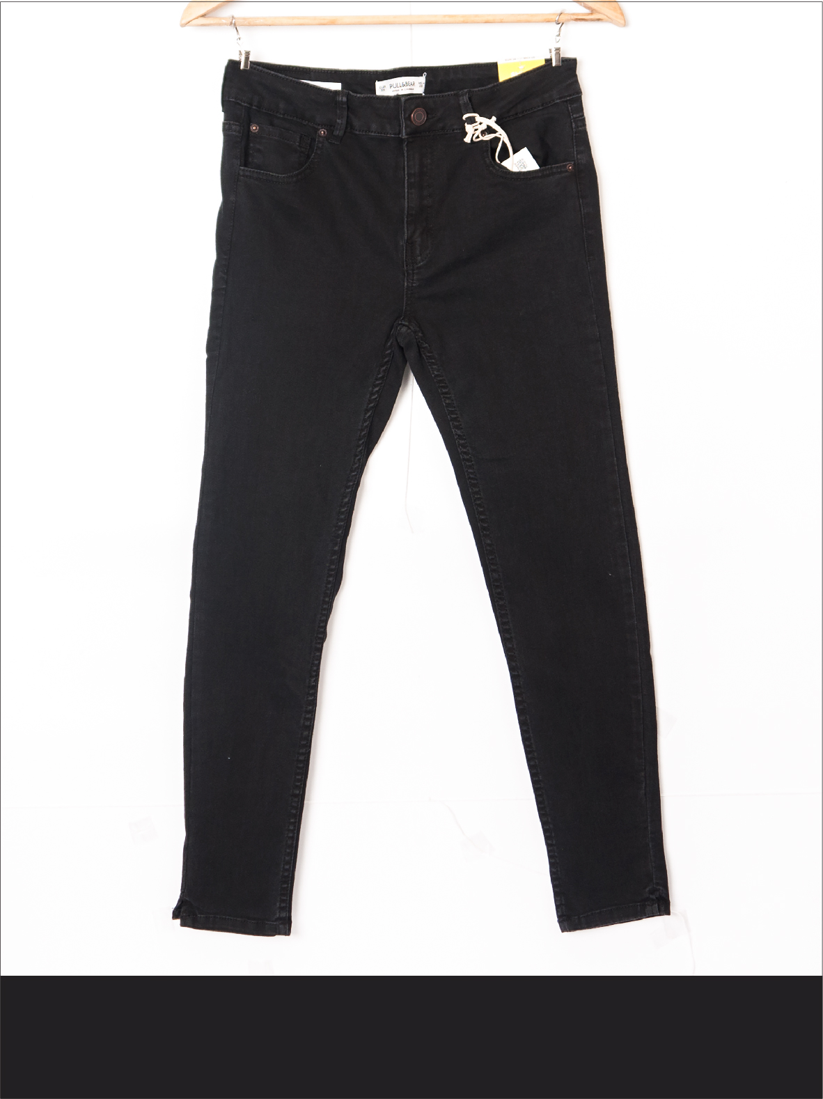 G 170170 กางเกงขายาว (ยีนส์) PULL&BEAR ราคาเช่า 30 บาท ต่อ 1 วัน