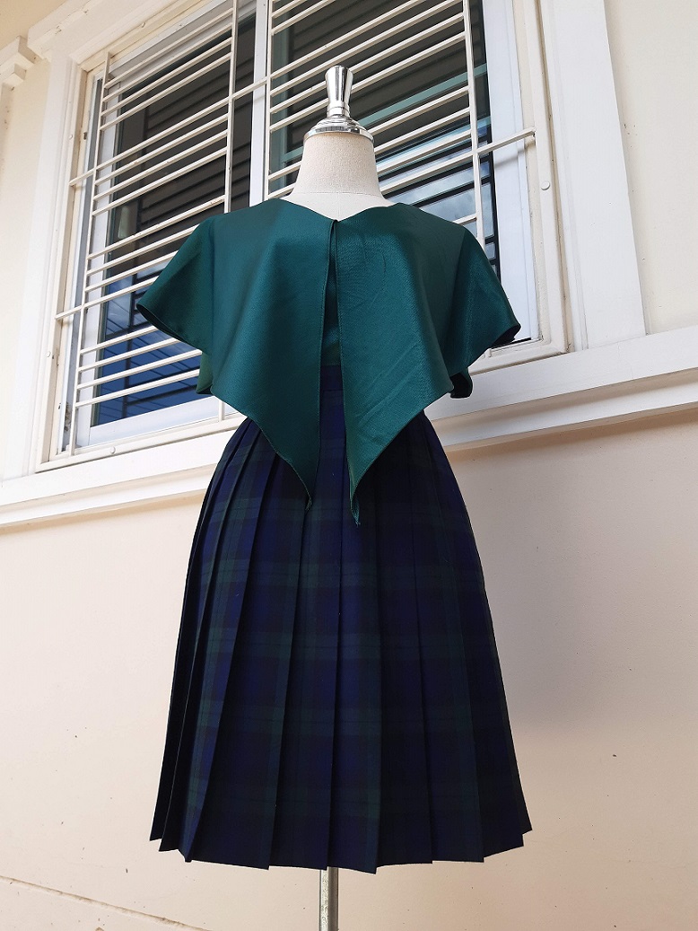 กระโปรงพลีทลายสก็อต แบรนด์ ELLE PARIS