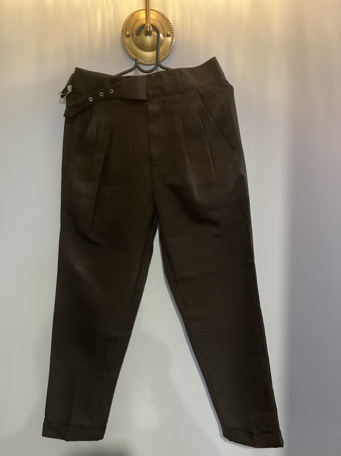 G 220238 กางเกงสแลคสีน้ำตาลเข้ม ราคาเช่า 65 บาท ต่อ 1 วัน