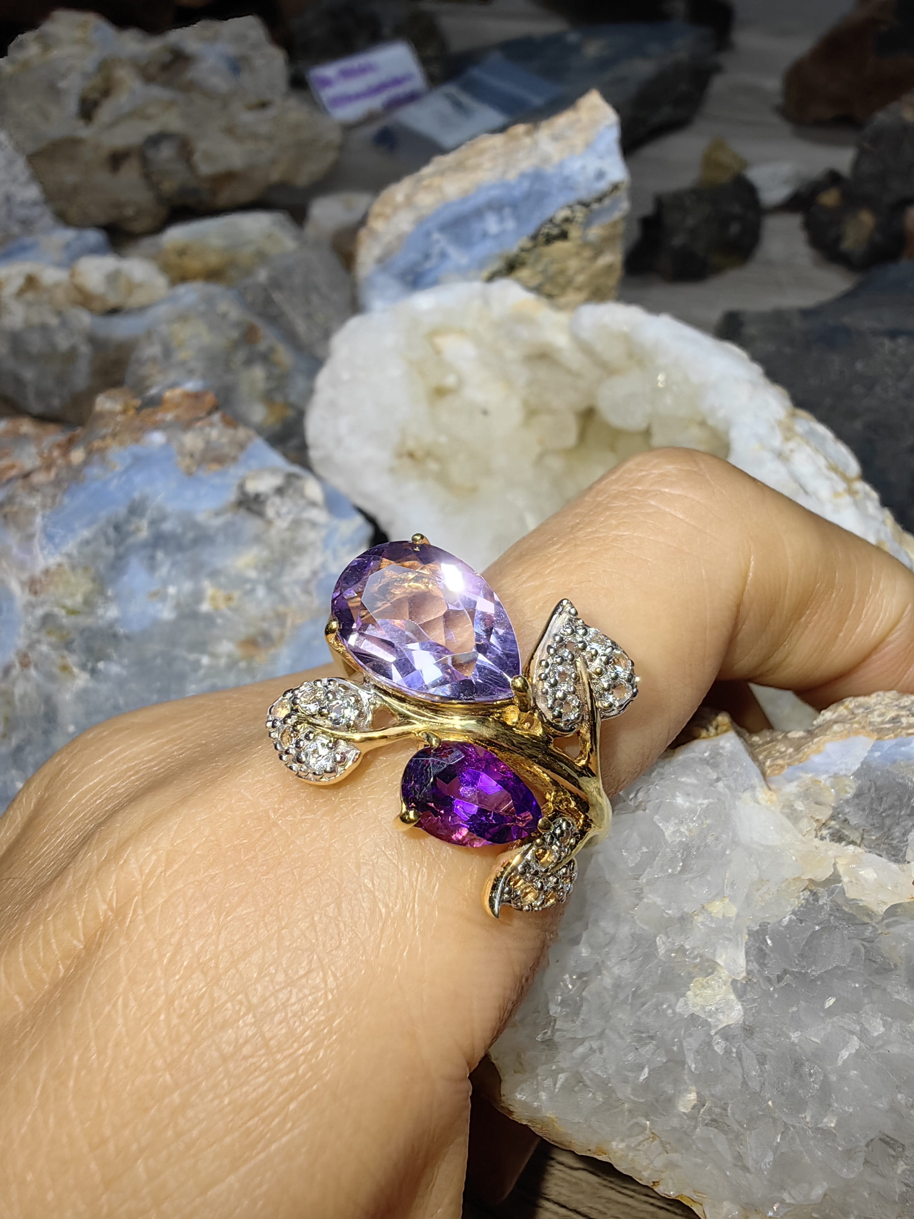 AMETHYST WHITE TOPAZ RING