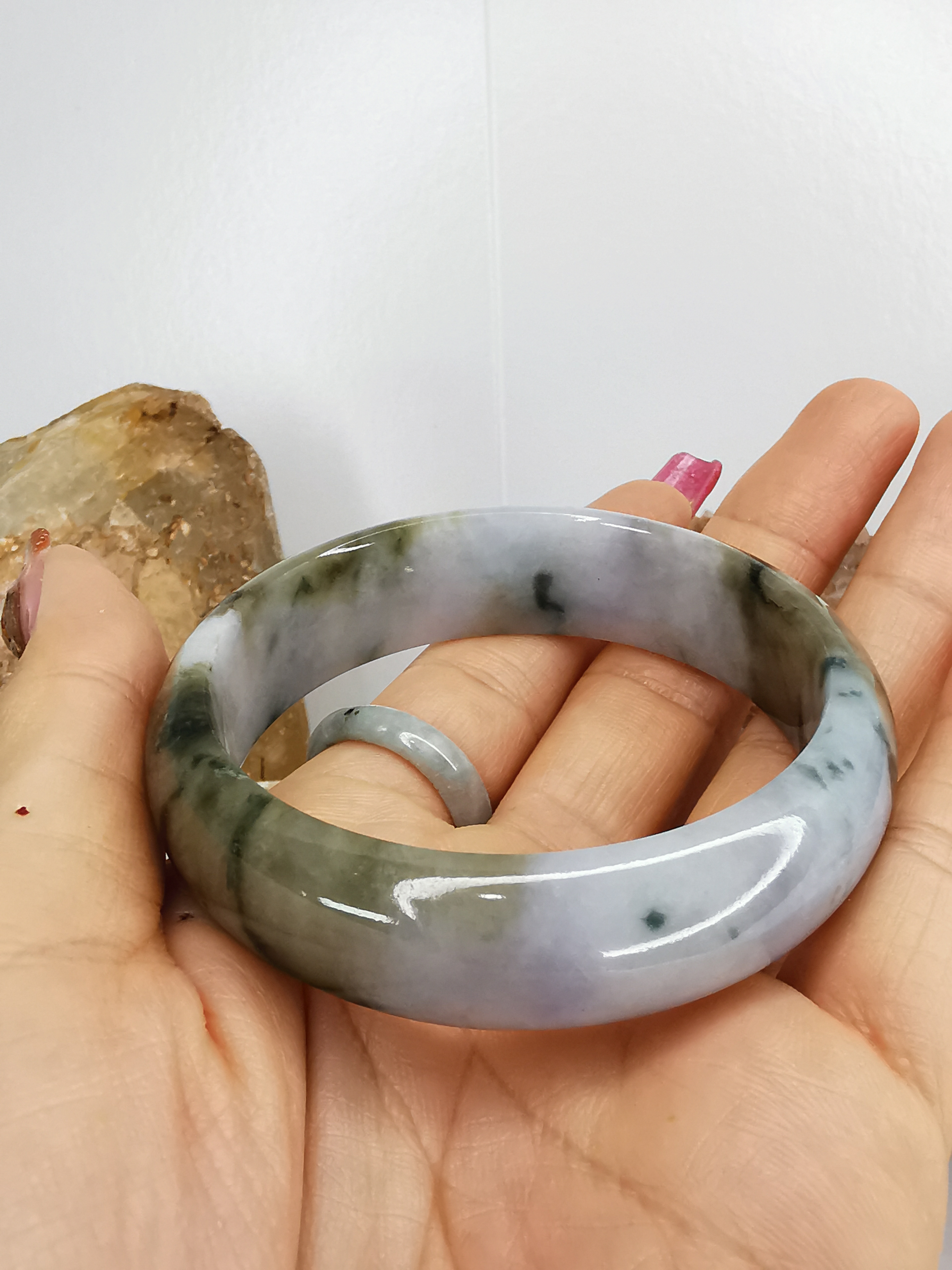 Blue Green Yellow White Jade Bangle กำไลหยกเจไดต์แท้ Diameter/ เส้นผ่านศูนย์กลางด้านใน 53 mm.