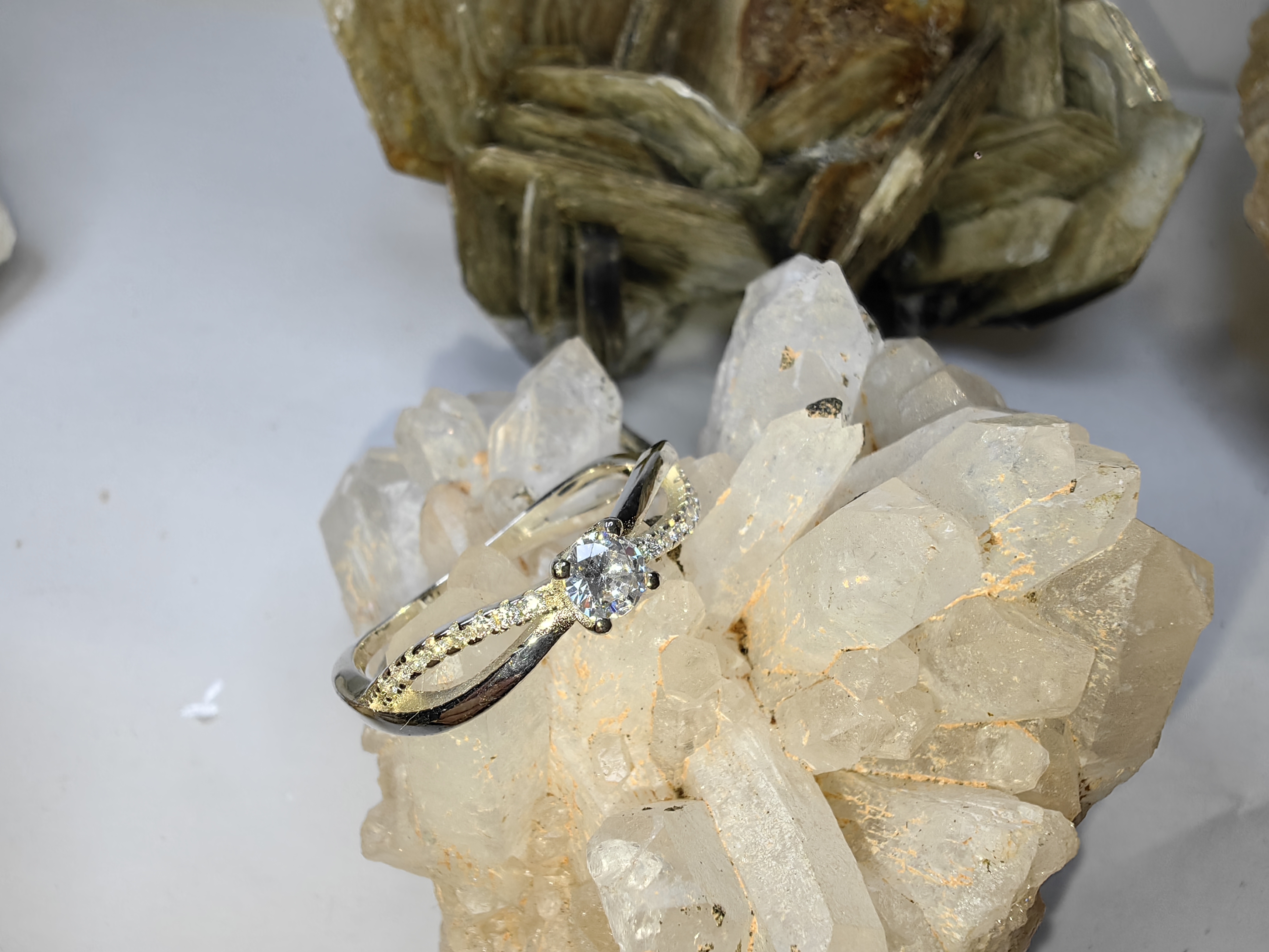 แหวนเพชร CZ เงินแท้ 92.5% Cubic Zirconia 925 Sterling Silver Ring Size 51, 58