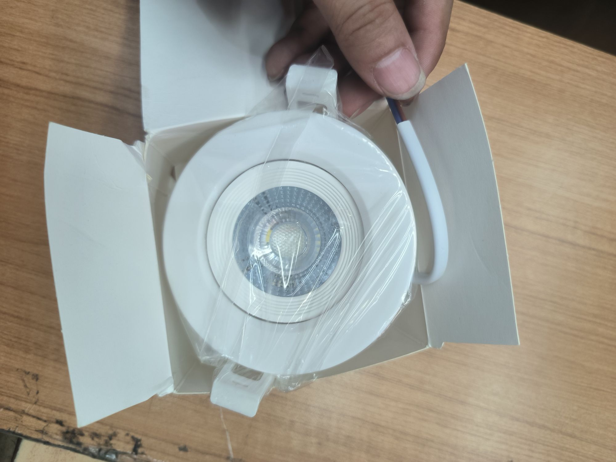 BioBulb โคมดาวน์ไลท์ฝั่งฝ้า Light LED 3.5นิ้ว 5W ดาวไลท์ปรับองศา COB แสงขาว ป้องกันไฟกระชาก