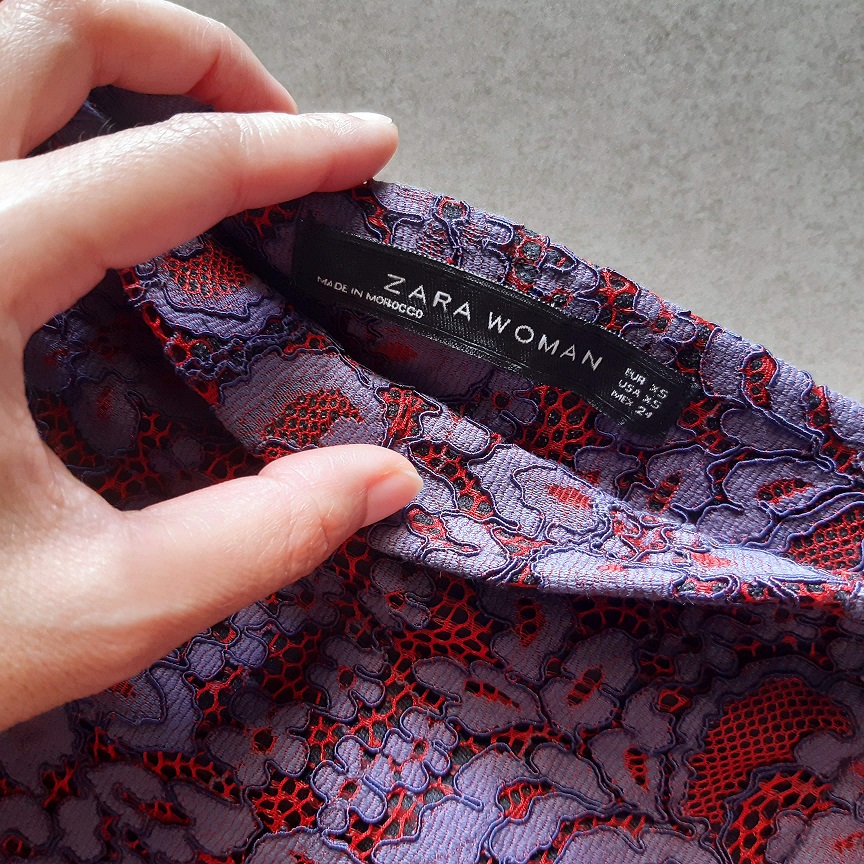 กระโปรงลูกไม้สีม่วง-แดง แบรนด์ ZARA WOMAN