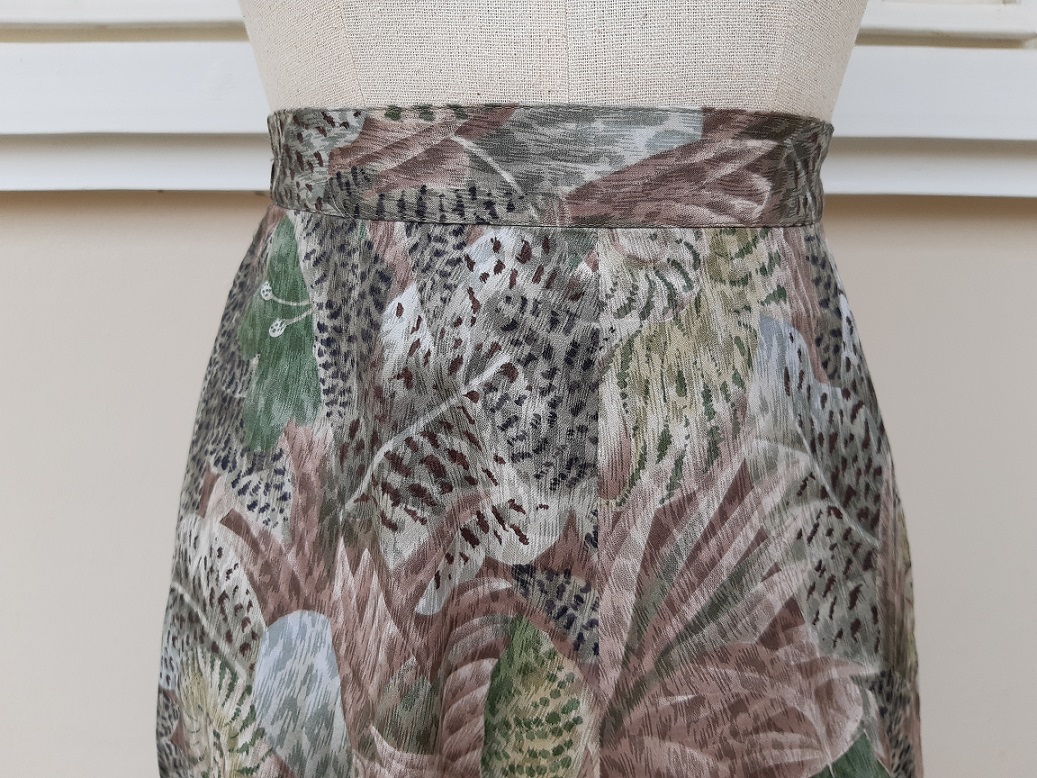 กระโปรงลายพราง