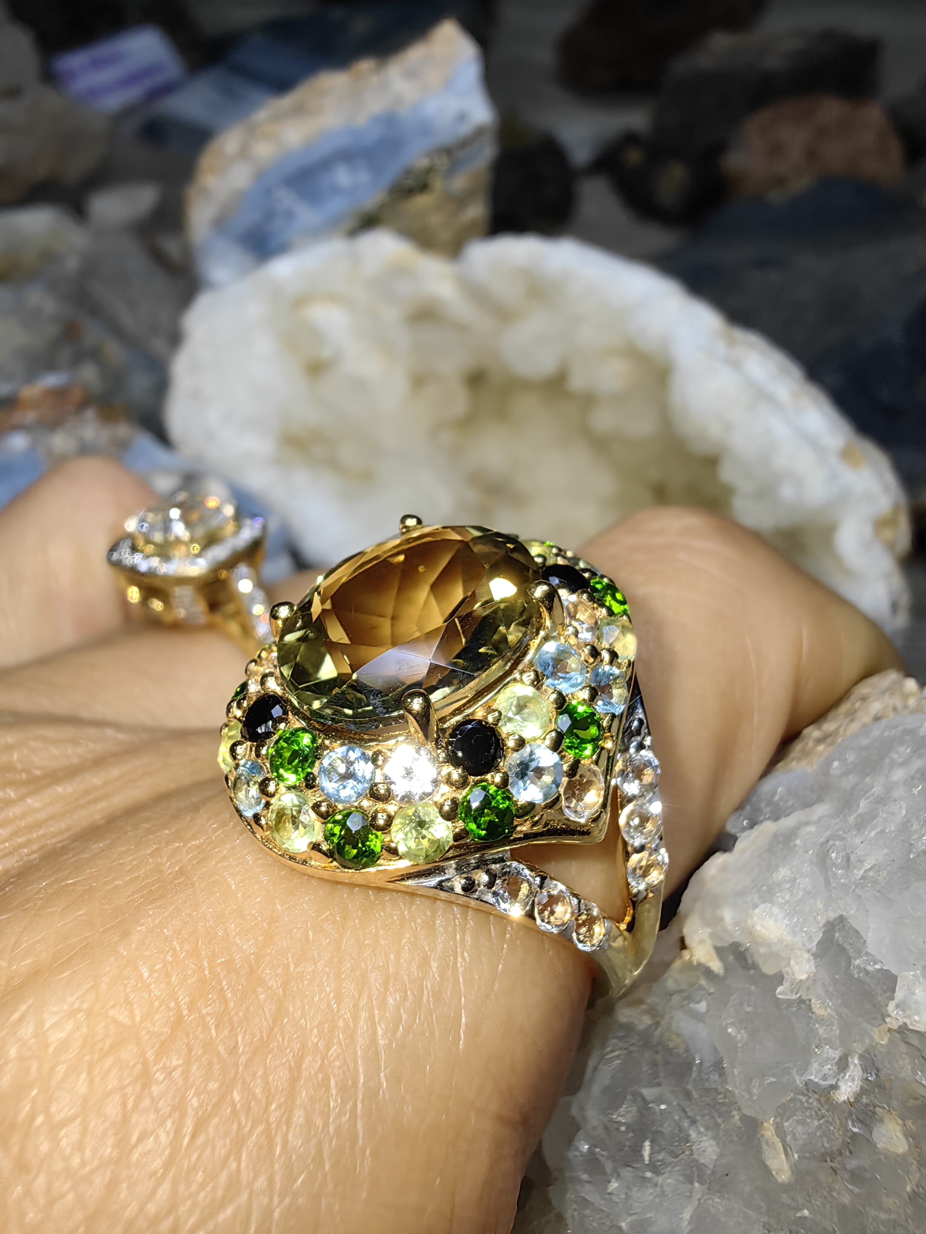 SMOKY QUARTZ TSAVORITE SKY BLUE TOPAZ ONYX LEMON QUARTZ WHITE TOPAZ RING