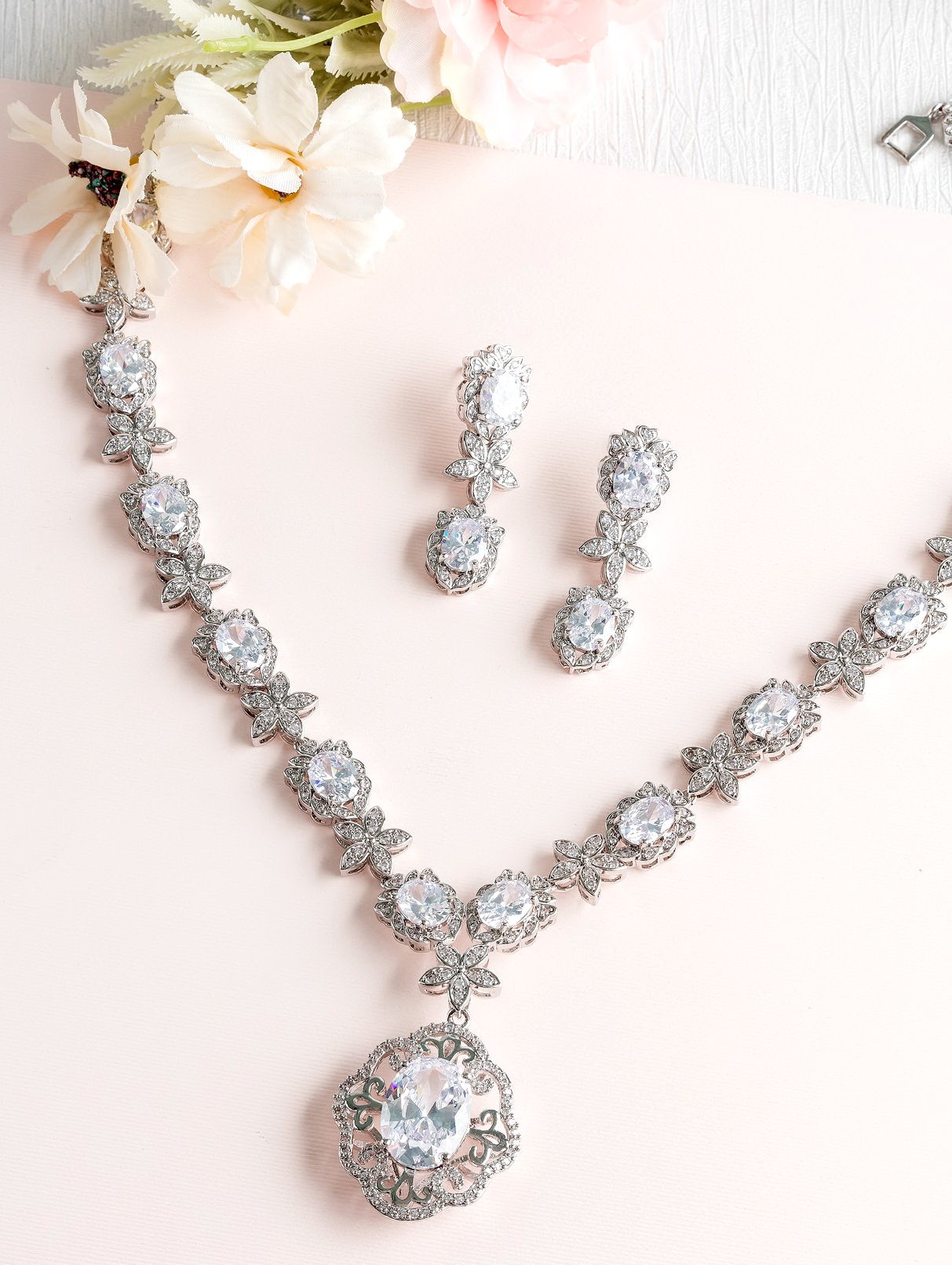 DIAMOND 18K WHITE GOLD NECKLACE EARRING สร้อยคอ ต่างหู เพชร ทอง 18K Pre-order