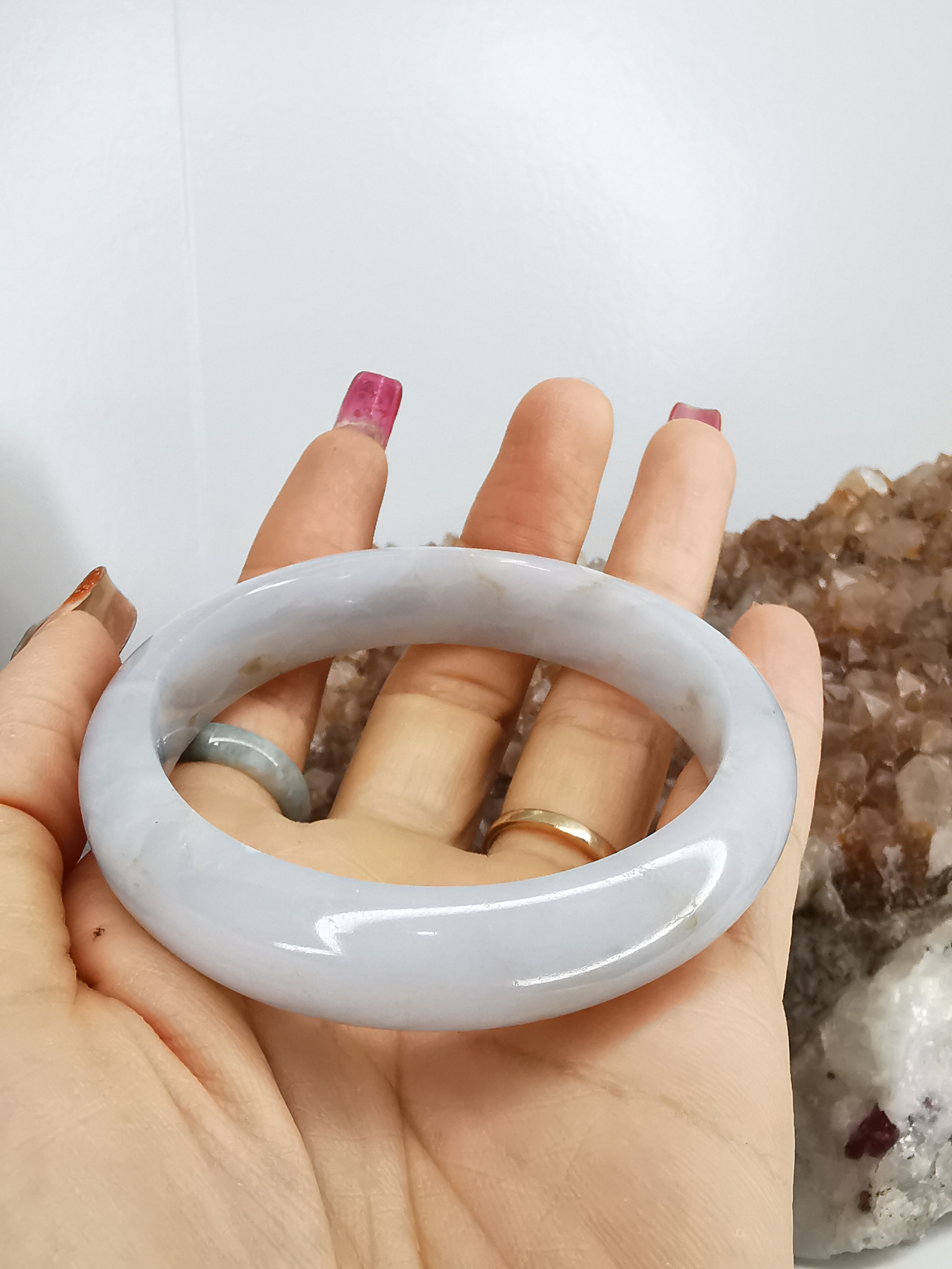 White Green Bangle กำไลหยกเจไดต์แท้ Diameter/ เส้นผ่านศูนย์กลางด้านใน 57 mm.*