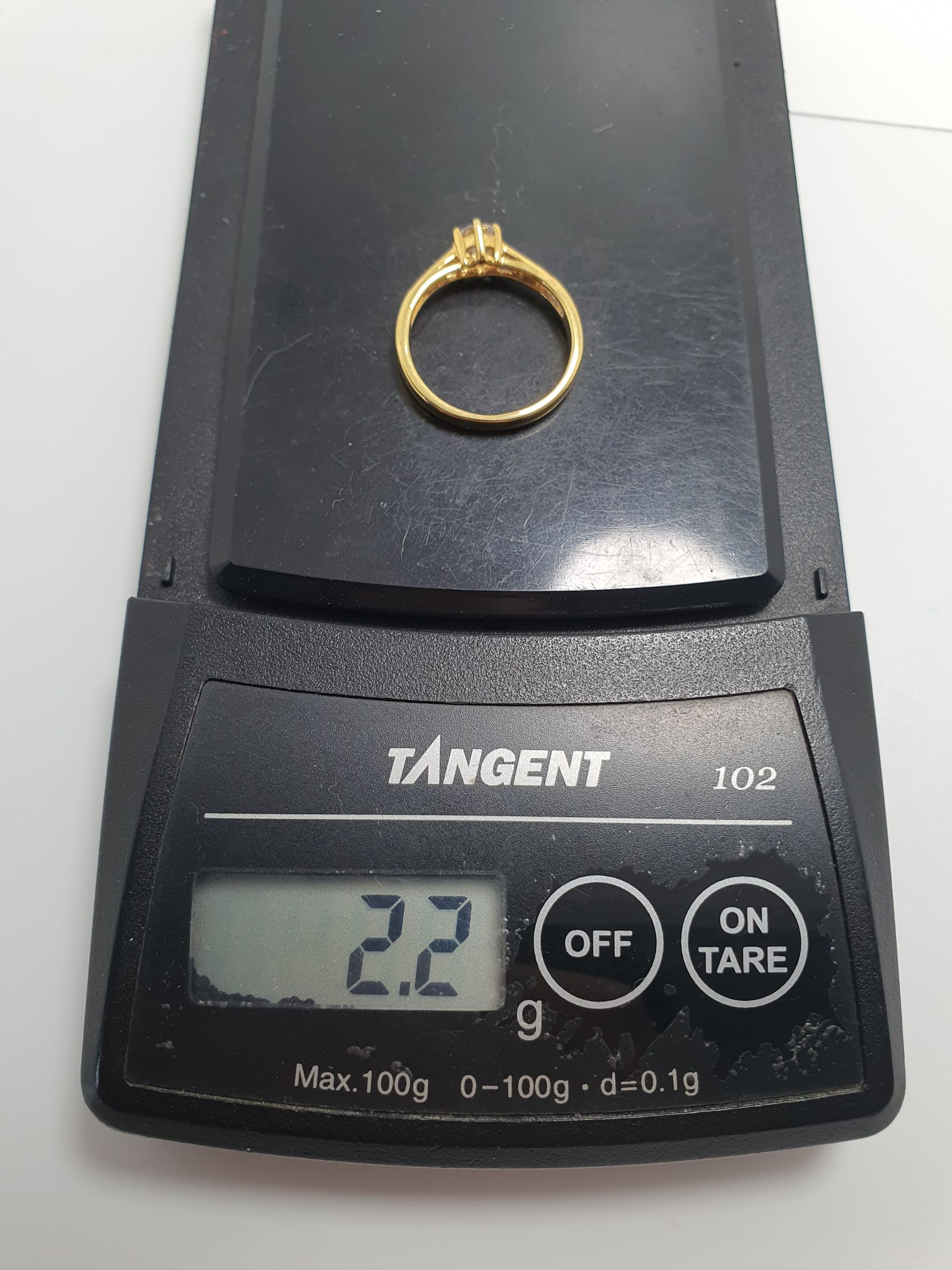 ❎✖️🚫ขายแล้ว(SoIdOut)🚫✖️❎แหวนเพชรทองคำ 18K ประดับเพชรเกสร 0.30ct 1 เม็ด น้ำ 100(D) VVS2 3EX Noneflu GIA: 6183225687(ใบสำเนา) ข้างเพชรเกสร 0.02 ct 6 เม็ด น้ำ 97-98 เบอร์ 49 น้ำหนัก 2.2 กรัม 21,000 บาท