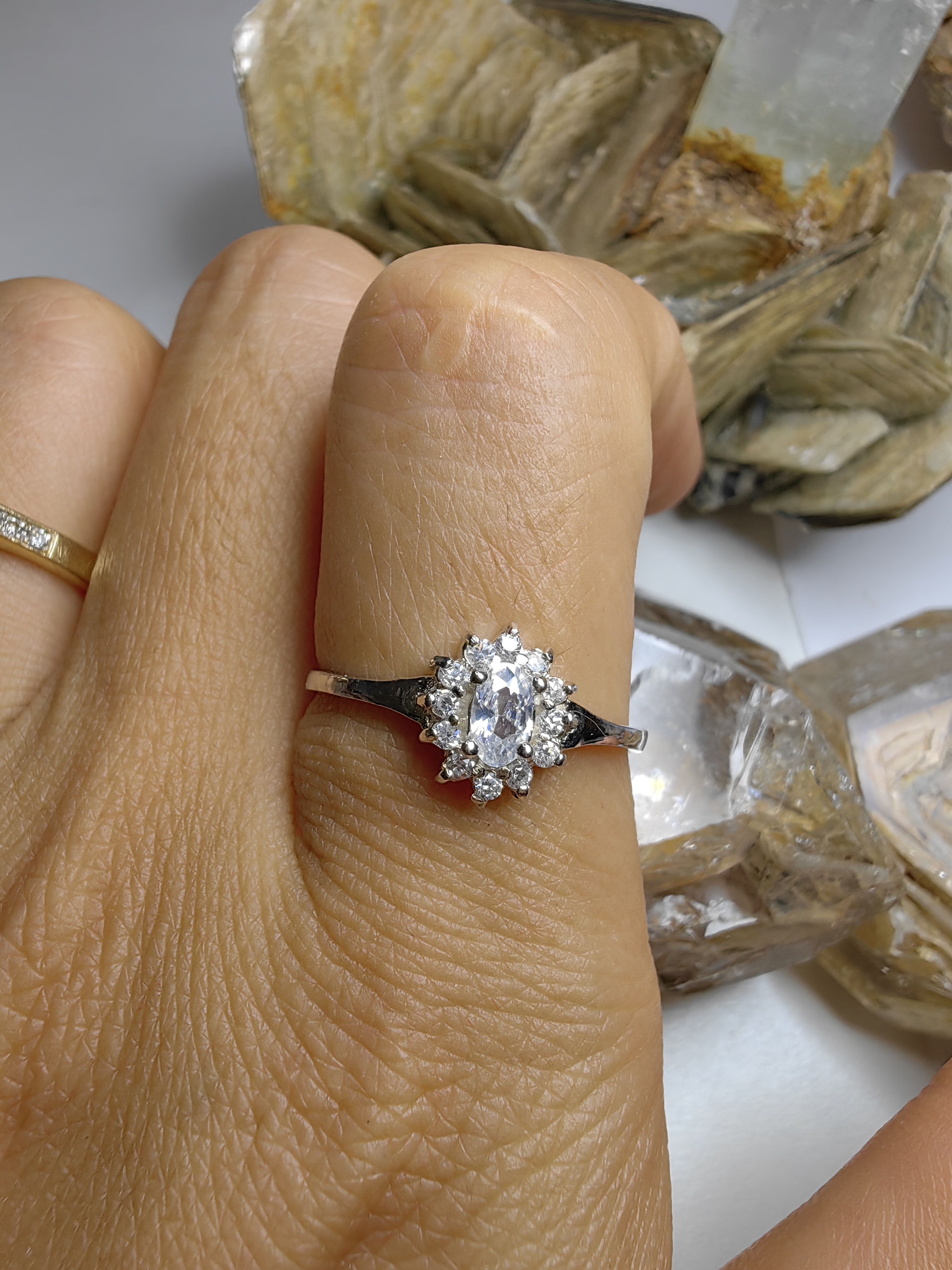 แหวนเพชร CZ เงินแท้ 92.5% Cubic Zirconia 925 Sterling Silver Ring Size 58