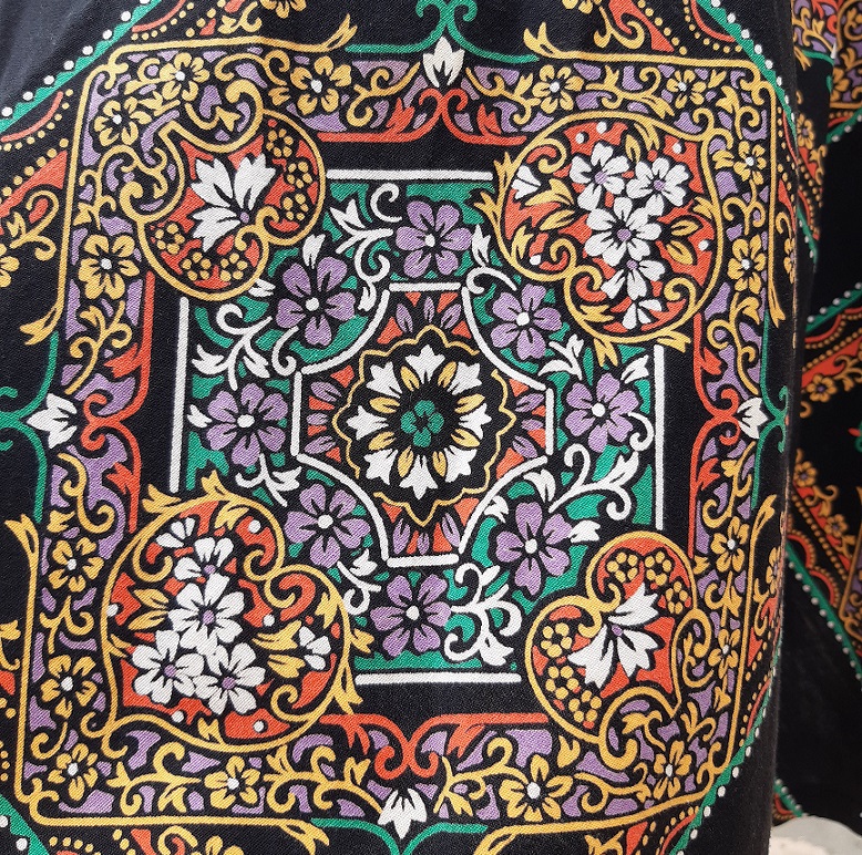 เดรสวินเทจลายดอกไม้ สายผูกปรับความยาวได้เอง