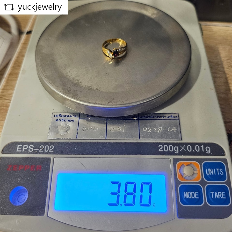 🚫ปิดการขาย(SoIdOut)🚫แหวนทองคำ 90% ประดับโกเมน เพชรเกสร 3 ตัง 6 เม็ด ไซส์ 51 น้ำหนัก 3.8 กรัม