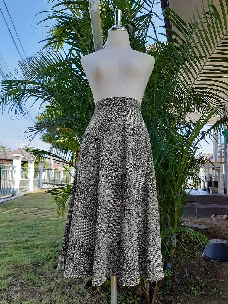 กระโปรงบาน สำหรับสาวอวบ