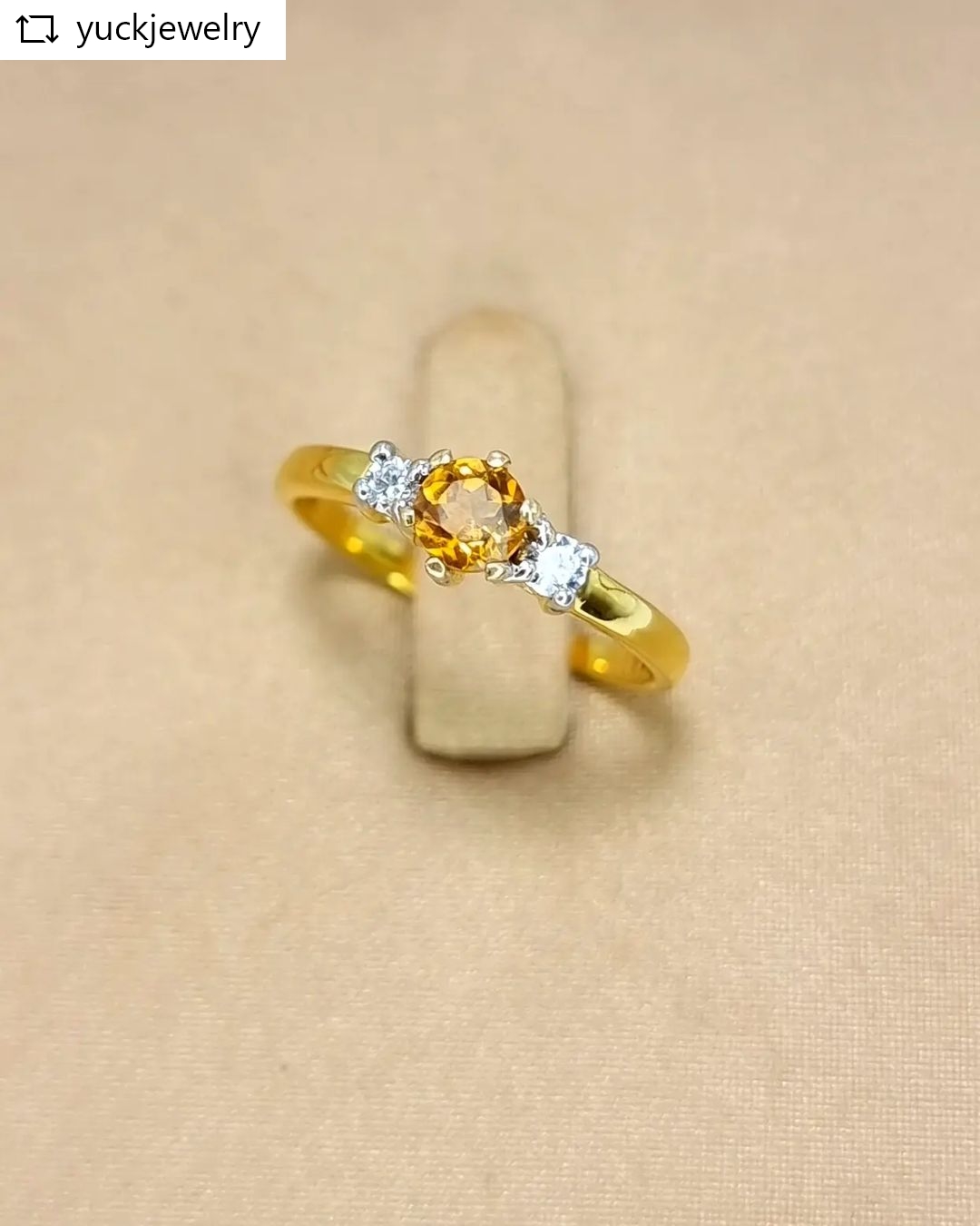 ðŦāļāļīāļāļāļēāļĢāļāļēāļĒ(SoIdOut)ðŦāđāļŦāļ§āļāļāļāļāļāļģ 18K āļāļĨāļāļĒ Citrine āđāļāļāļĢāđāļāļŠāļĢ 5 āļāļąāļ 2 āđāļĄāđāļ āļĢāļ§āļĄ 10 āļāļąāļ āļāđāļģ 96-97 āļāļ§āļēāļĄāļŠāļ°āļāļēāļ vvs-vs āđāļāļŠāđ 49 āļāđāļģāļŦāļāļąāļ 2.18 āļāļĢāļąāļĄ āļĢāļēāļāļē 4800.-(Net)