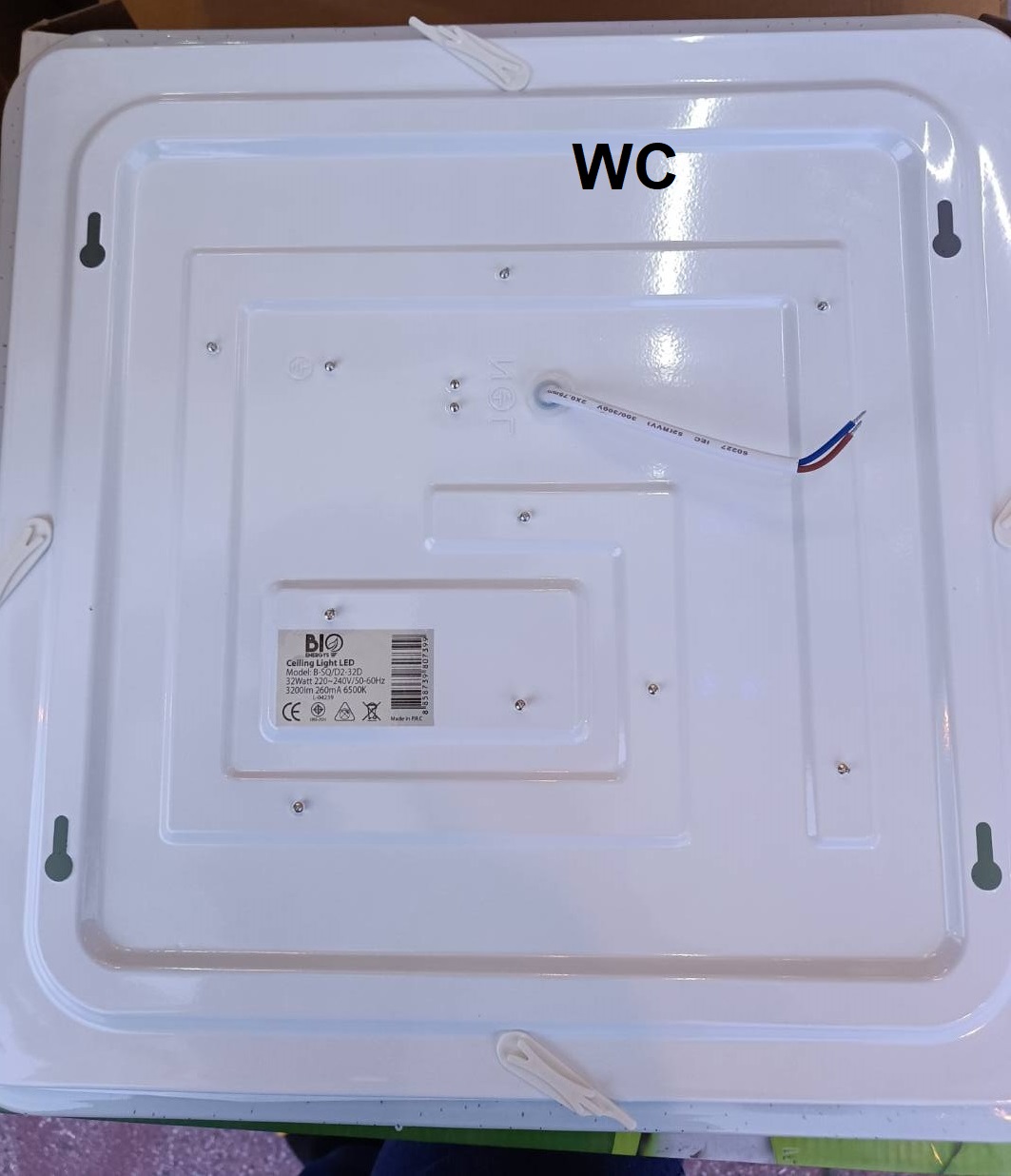 โคมไฟเพดาน LED ทรงเหลี่ยม ติดเพดาน SKY 32W 32วัตต์ แสงขาว BIOBULE พร้อมหลอดไฟหลอดไฟ LED มีป้องกันไฟกระชาก