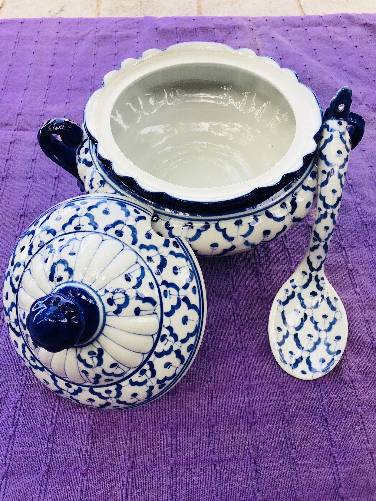 หม้อข้าว+ทัพพีลายไทยหูจับทรงหอย8"