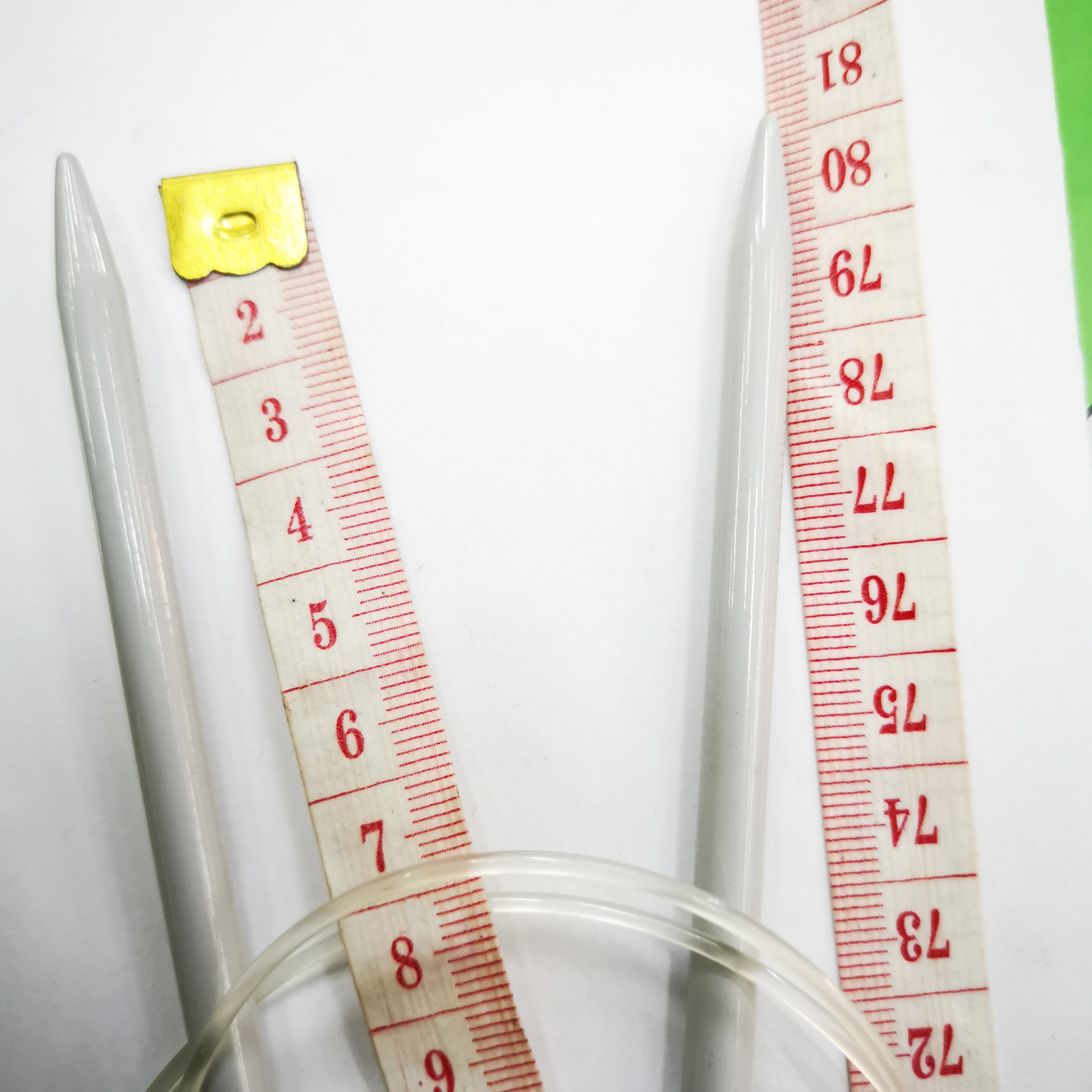 ไม้นิตโค้ง TW ยาว 80cm. สำหรับถักผ้าพันคอ เสื้อ ผ้าคลุมไหล่(สายเอ็นใส+ไม้เป็น Aluminium ยาวรวมกัน80ซม)