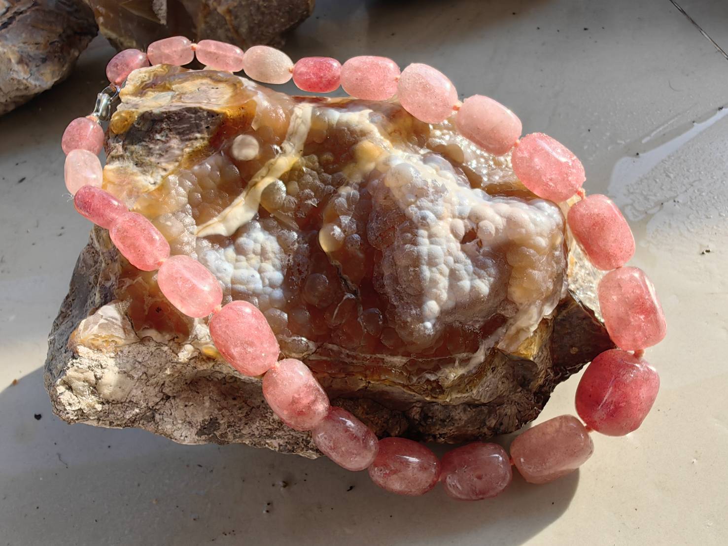 Raspberry Quartz Necklace สร้อยคอราสเบอร์รี่ควอตซ์ L 47 cm. 600.00 ct.