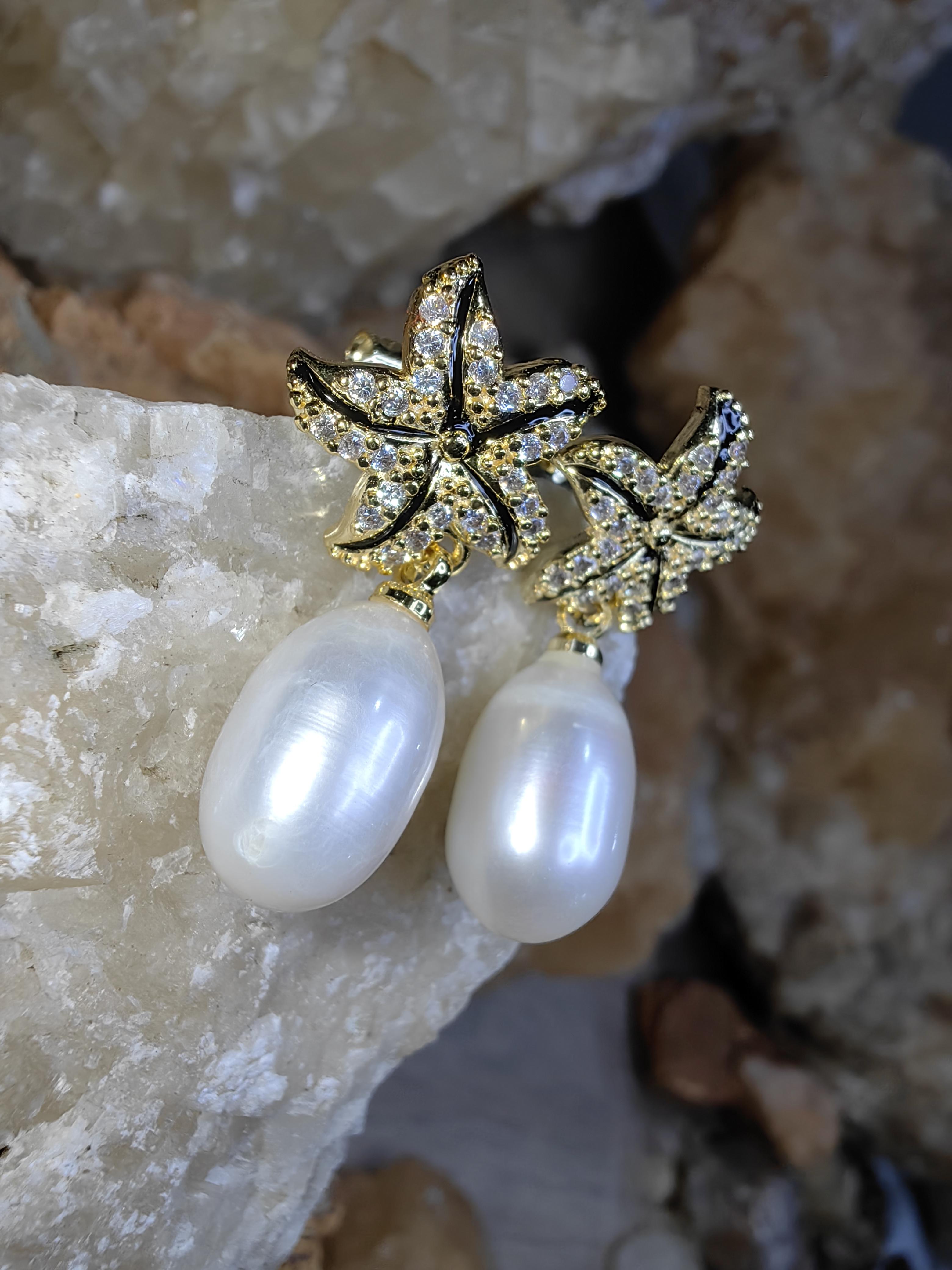ต่างหูไข่มุกเลี้ยงธรรมชาติ เพชรสวิส Natural Culture Pearl Swiss Diamond Earrings