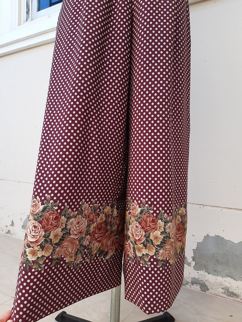 กางเกงวินเทจมือสองลายจุดสีม่วง ปลายขาเป็นลายดอกกุหลาบสีโอลด์โรส (Vintage pants)