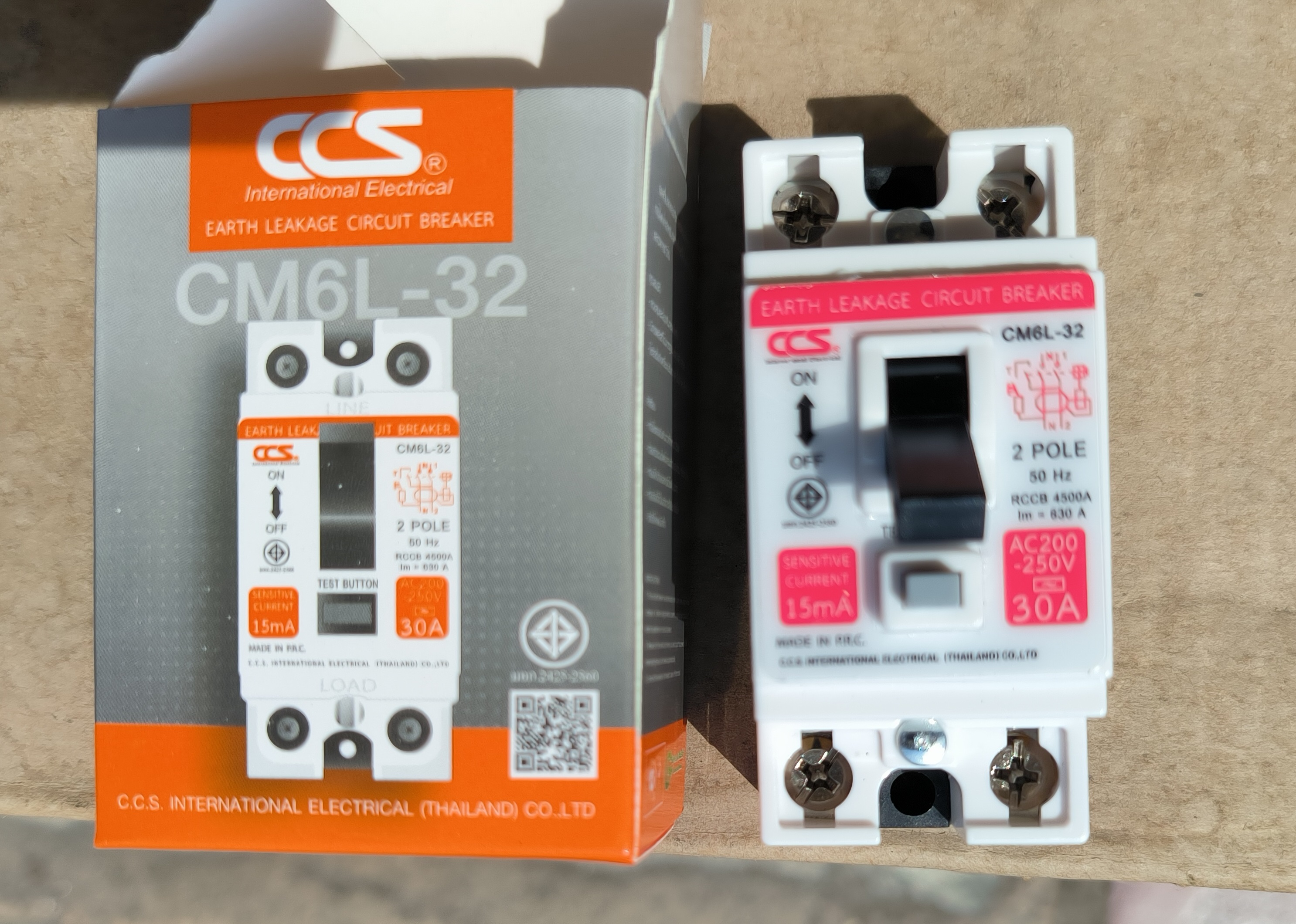 CCS เบรกเกอรกันดูด 2P 30 แอมป์ MCCB รุ่น CM6-32 30AMP 2เฟส เซฟตี้เบรกเกอร์ กันดูด 30 แอมป์ กันไฟรั่ว กันดูด
