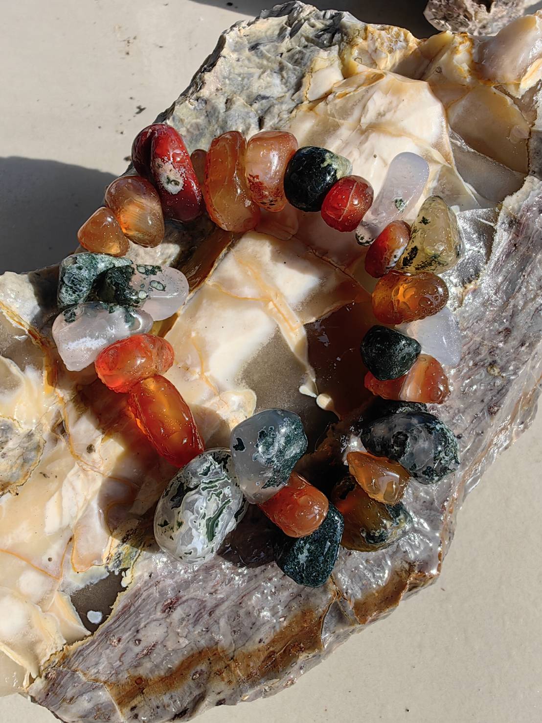 Carnelian Agate Bracelets สร้อนข้อมือคาร์เนเลียน อาเกต Size 16 cm. 311.50 ct