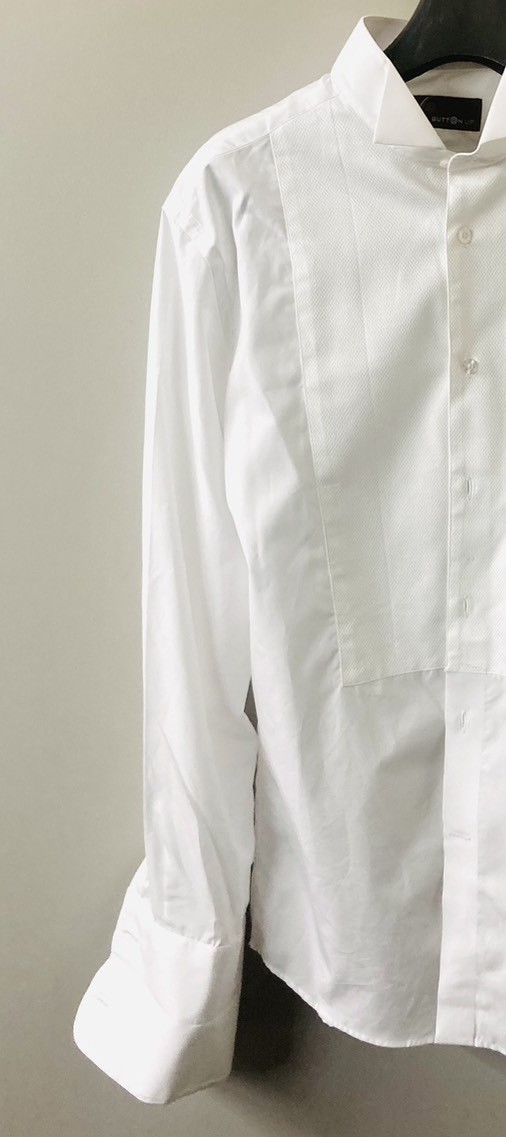 G 220574.1 เสื้อเชิ้ตแขนยาว BUTTON UP ราคาเช่า 135 บาท ต่อ 1 วัน