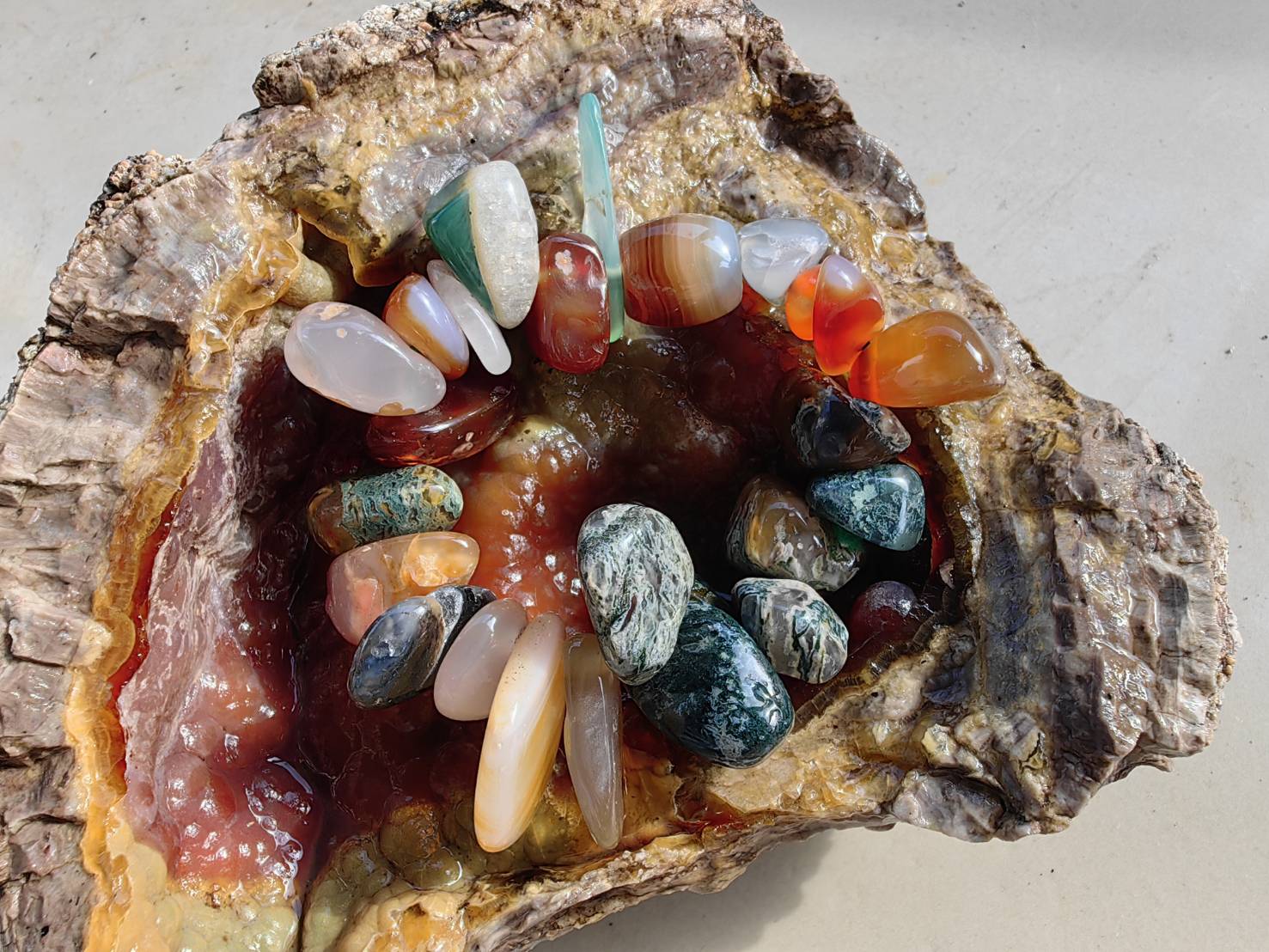 Carnelian Green White Agate Bracelets สร้อนข้อมือคาร์เนเลียน อาเกต เขียว ขาว Size 15 cm. 363.50 ct