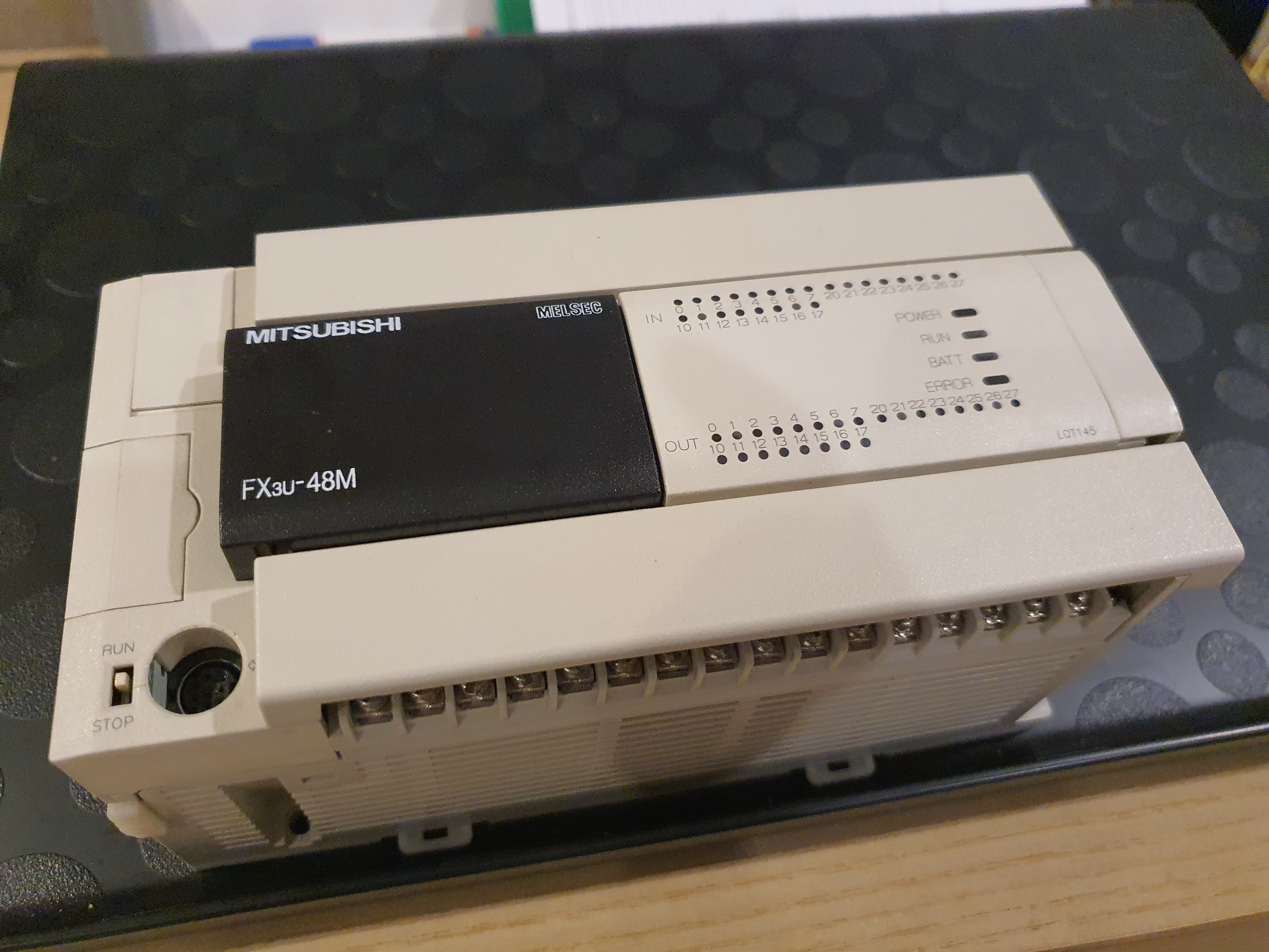 FX3U-48MT/ES-A (มือสองใช้งานได้ 100%)
