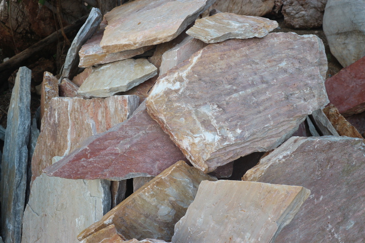 หินแผ่นหยกชมพู