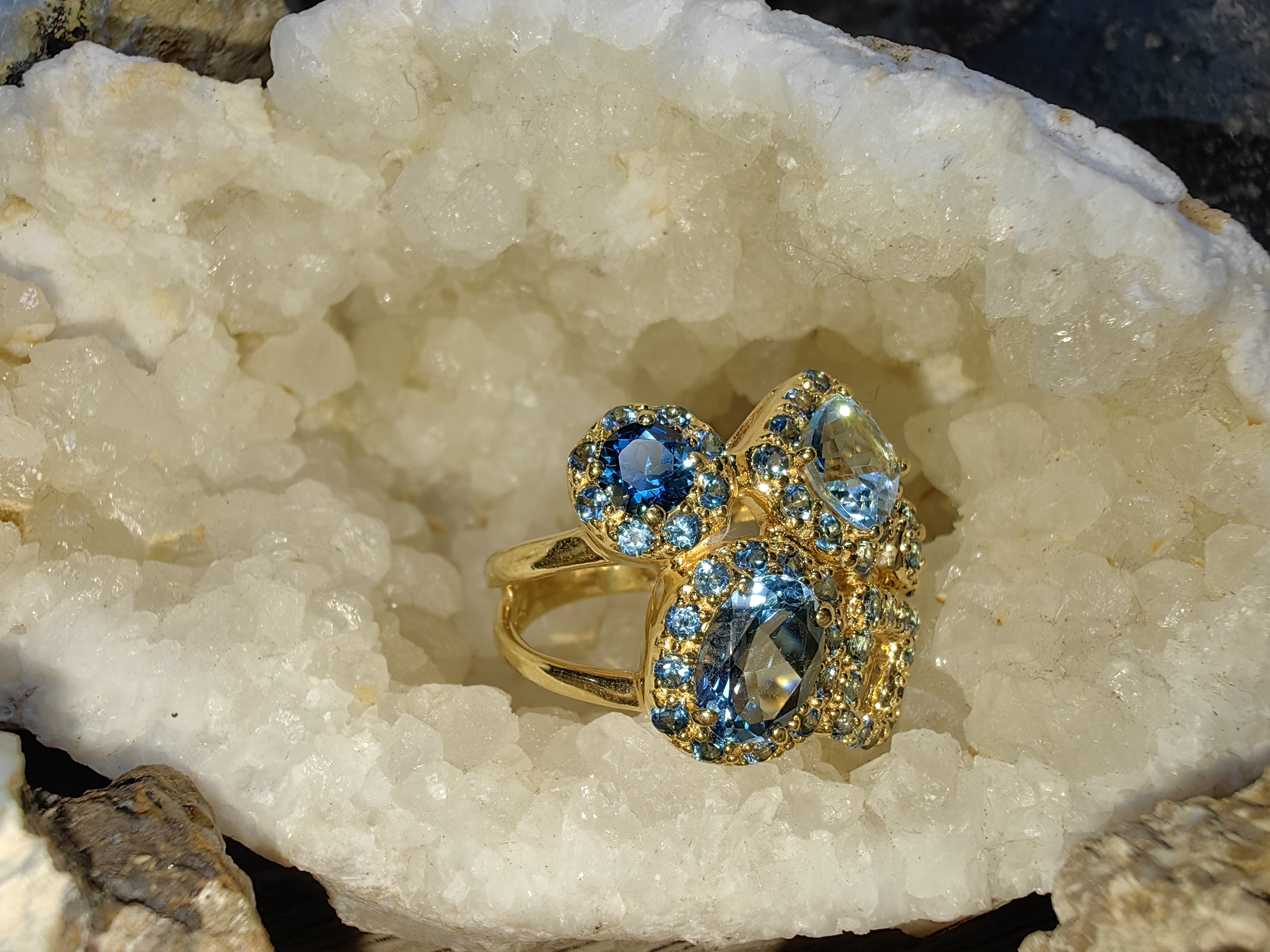 LONDON BLUE TOPAZ RING