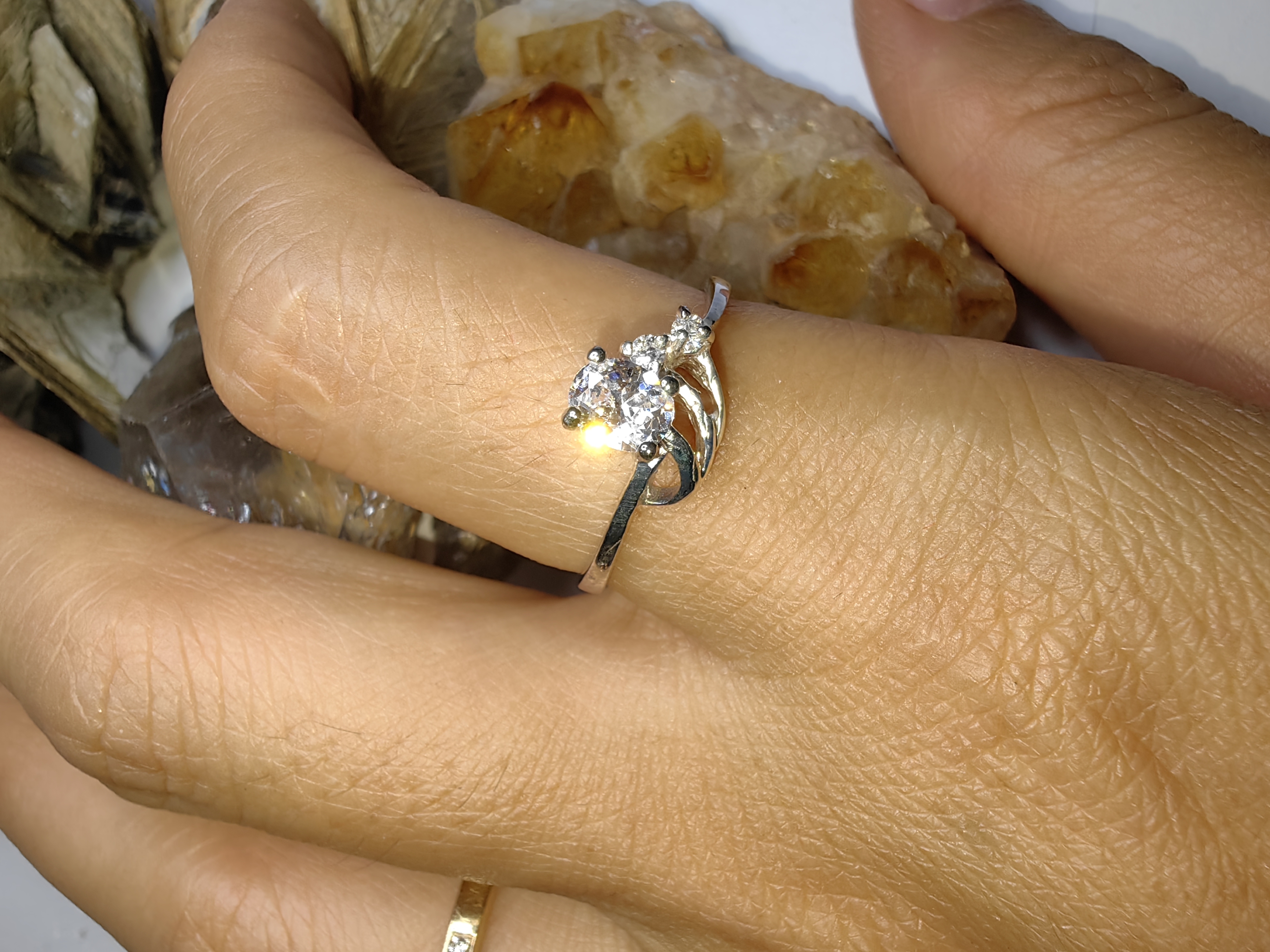 แหวนเพชร CZ เงินแท้ 92.5% Cubic Zirconia 925 Sterling Silver Ring Size 57