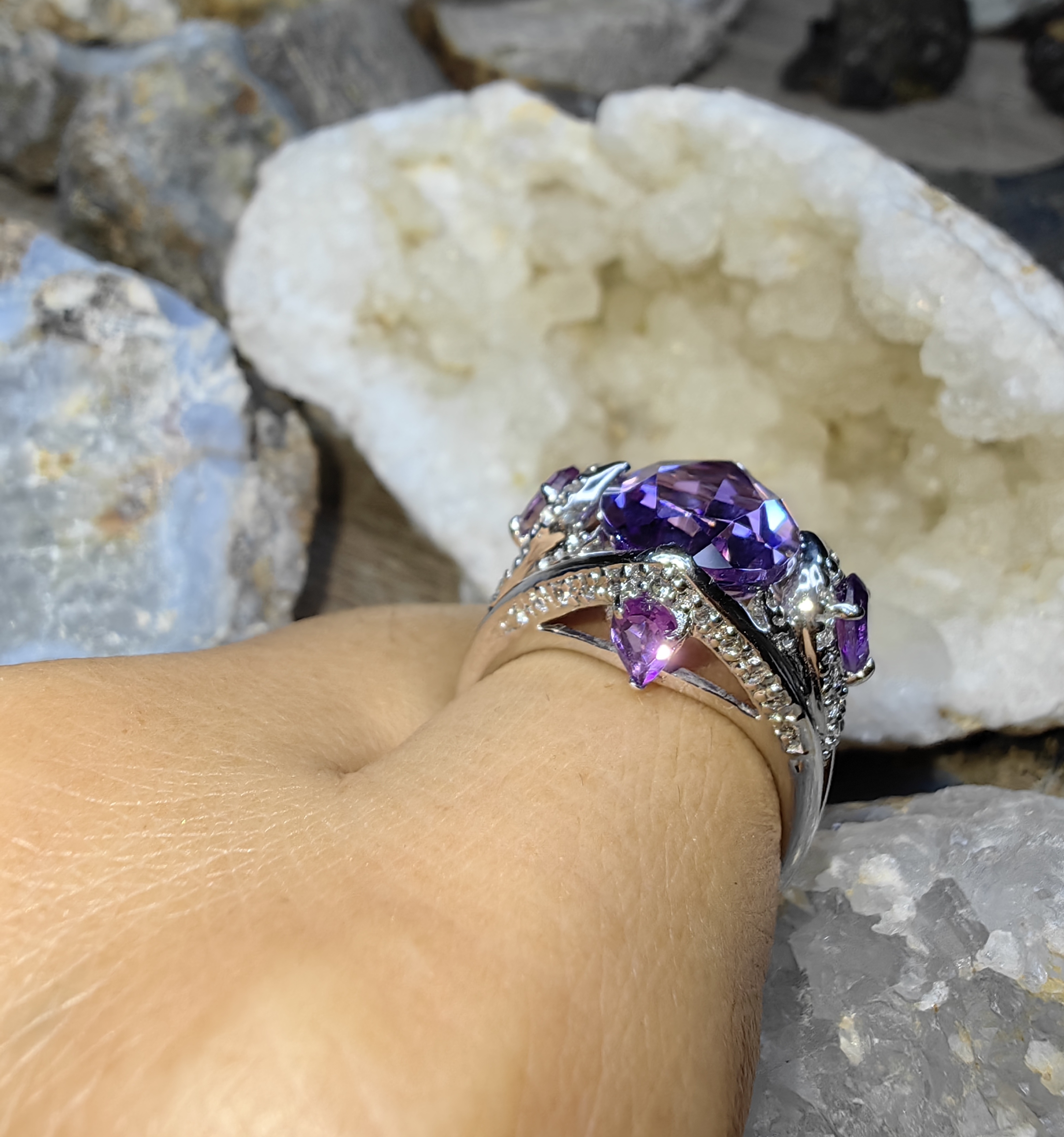 AMETHYST WHITE TOPAZ RING