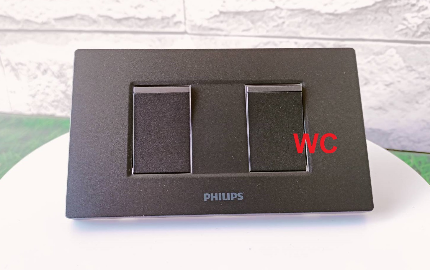 ชุดสวิทซ์ ชุดปลักไฟ ดำ BLACK PLUG SET รุ่น 2X4 3ช่อง ฟิลลิป ชุดปลั๊กกราวน์คู่ / ปลั๊กเดี่ยว / สวิตซ์ พร้อมบล็อค 2x4 ครบชุด