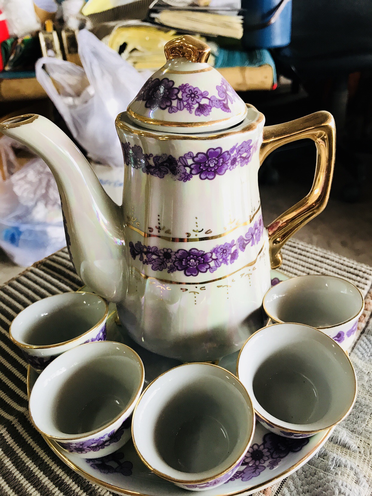 ชุดน้ำชามุกเคลือบทอง