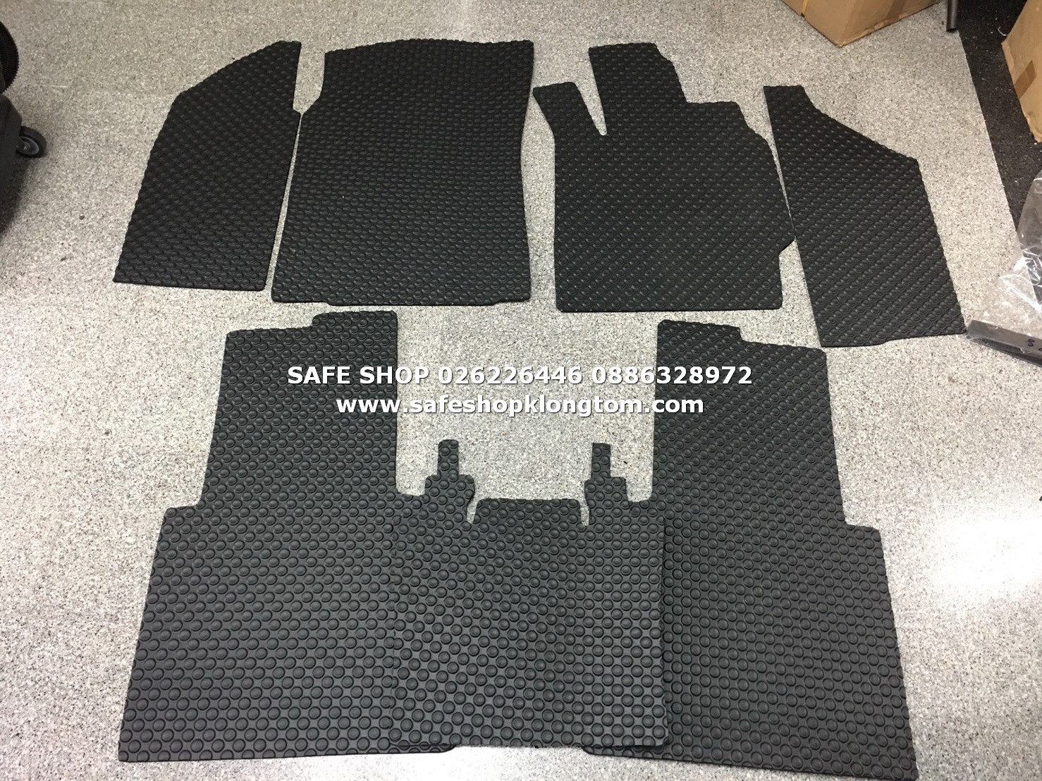 พรมปูพื้นรถยนต์เข้ารูป ผ้ายางรองพื้นรถ พรมกระดุมเข้ารูปรถยนต์ SAFE SHOP คลองถม ขายราคาถูก 700บาท
