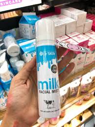 เลอสกิน สเปรย์น้ำแร่ Le’ SKIN milk FACIAL MIST