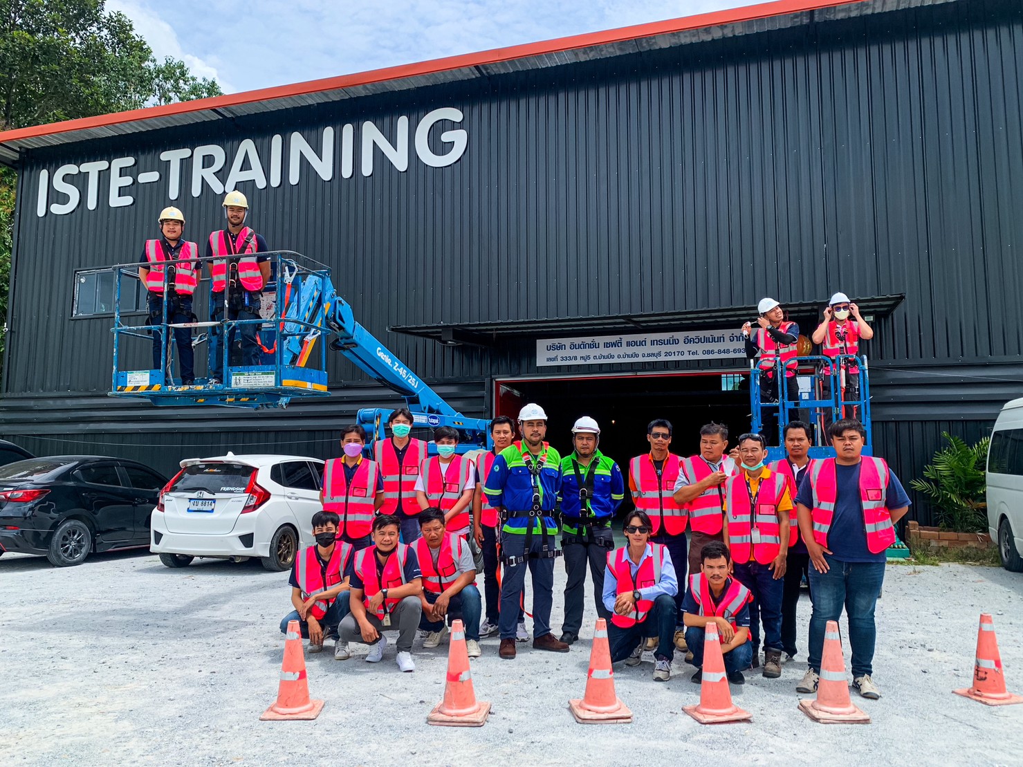 หลักสูตร ความปลอดภัยในการทำงานกับรถกระเช้า Boom Lift, X-Lift, Personal lift, Scissor lift อบรมด่วน 20 ท่าน/รุ่น อบรมด่วน