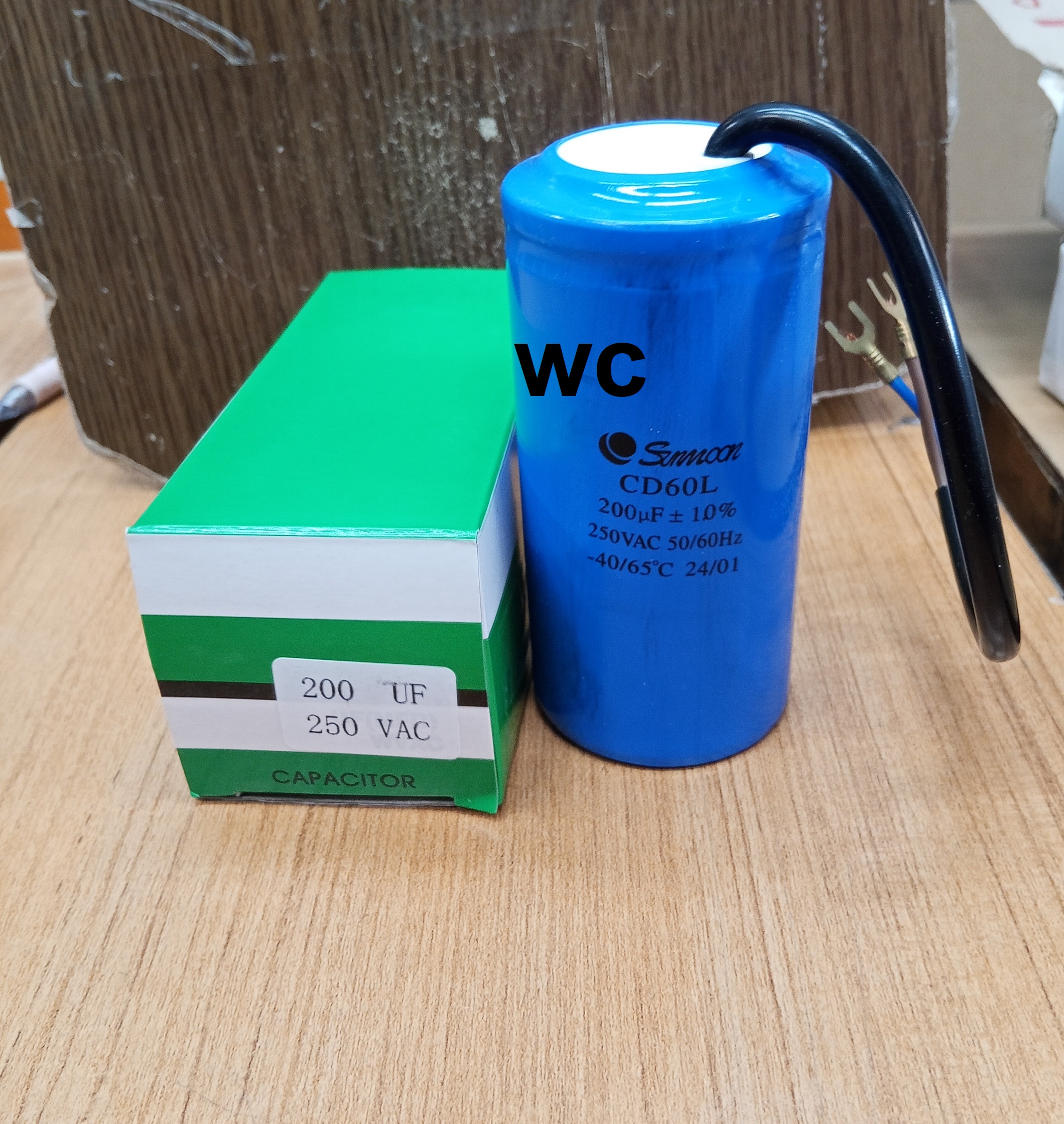 คาปาซิเตอร์สตาร์ท Capacitor Start CDL60L 200UF 250VAC SUNMOON