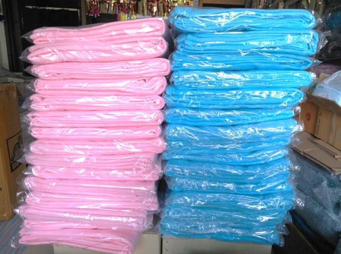 ผ้า่มสำลีพืน 5ฟุต ผ้าห่มบริจาค ผ้าห่มของขวัญ ของแต่งงานได้ จำนวน 1 ผืน