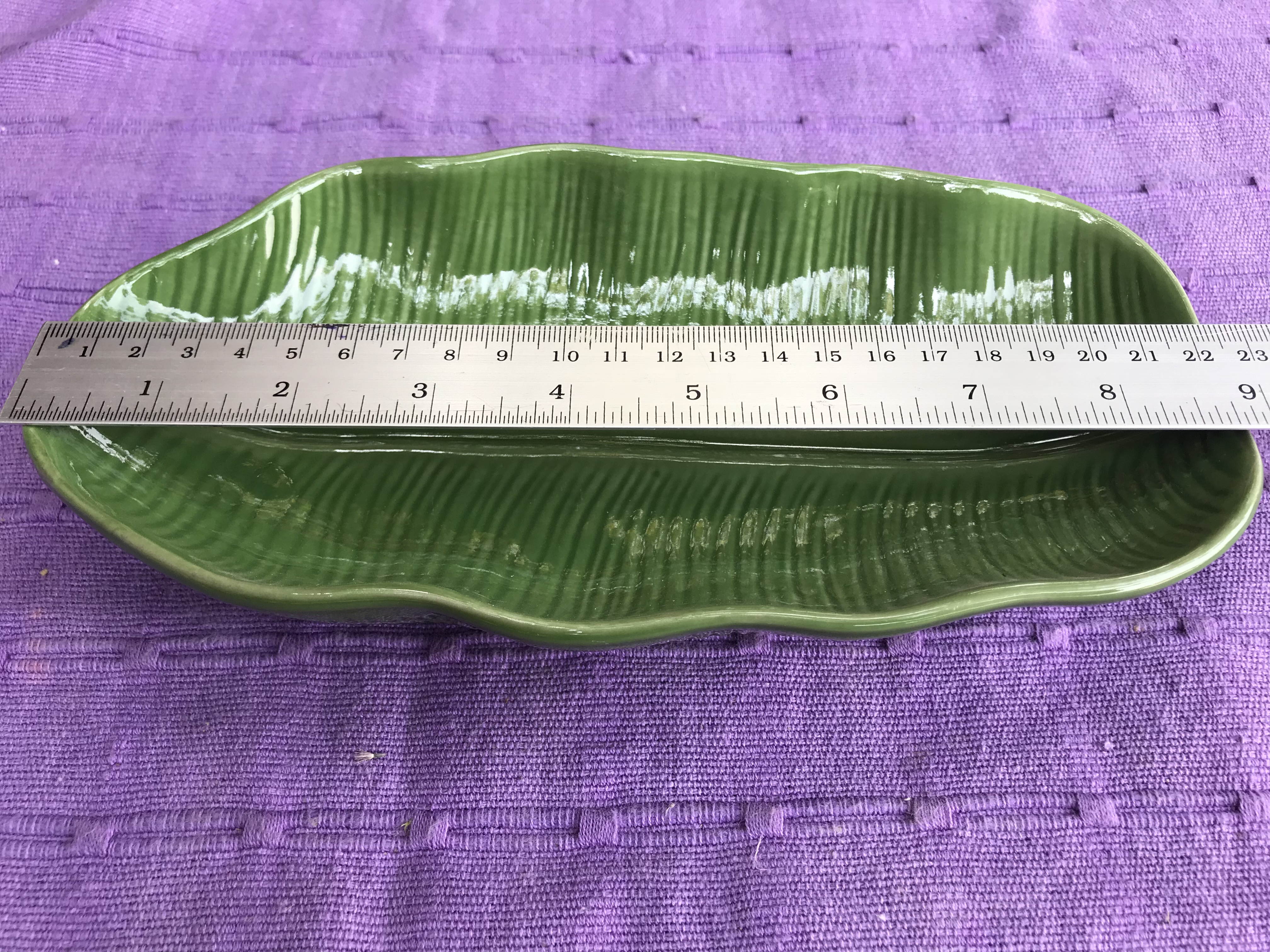 จานใบตอง9"