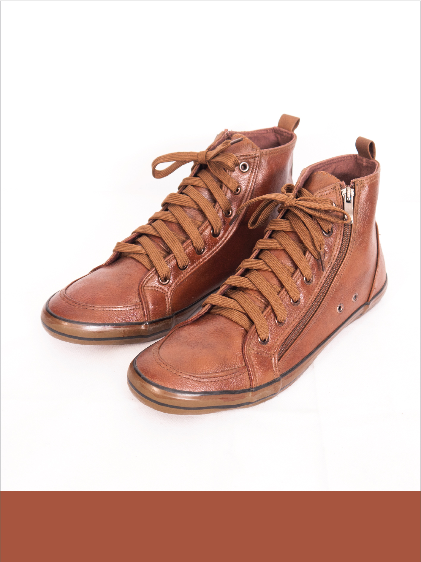 G 160170 รองเท้าบู๊ทหนัง (หุ้มข้อสูง) Y.BOKAI ราคาเช่า 60 บาท ต่อ 1 วัน (สินค้าหมด)