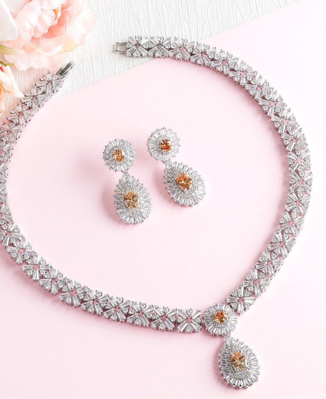 ORANGE SAPPHIRE DIAMOND 18K GOLD NECKLACE EARRING สร้อยคอ ต่างหู บุษราคัม ล้อมเพชร ทอง 18K Pre-order