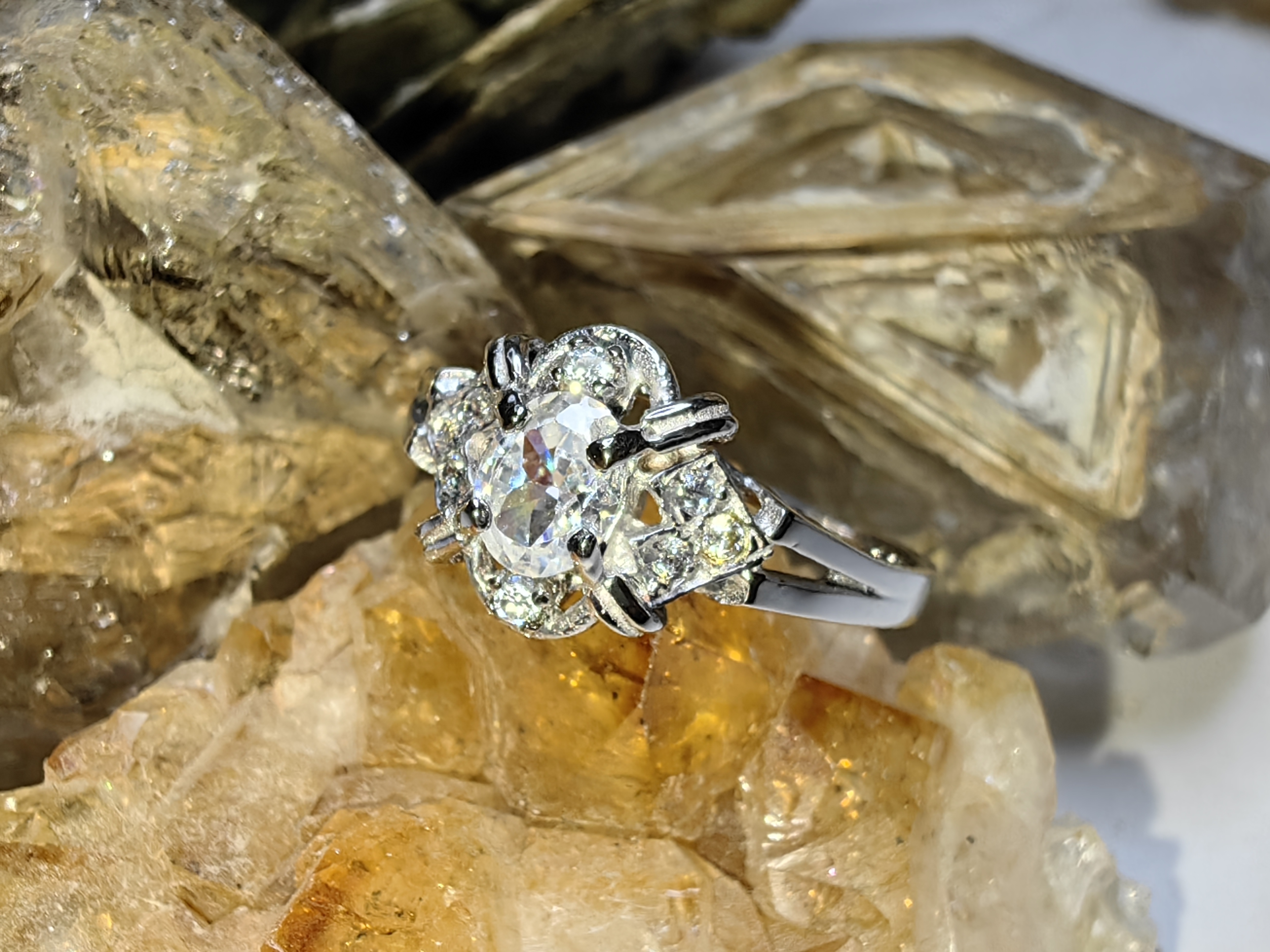 แหวนเพชร CZ เงินแท้ 92.5% Cubic Zirconia 925 Sterling Silver Ring Size 52